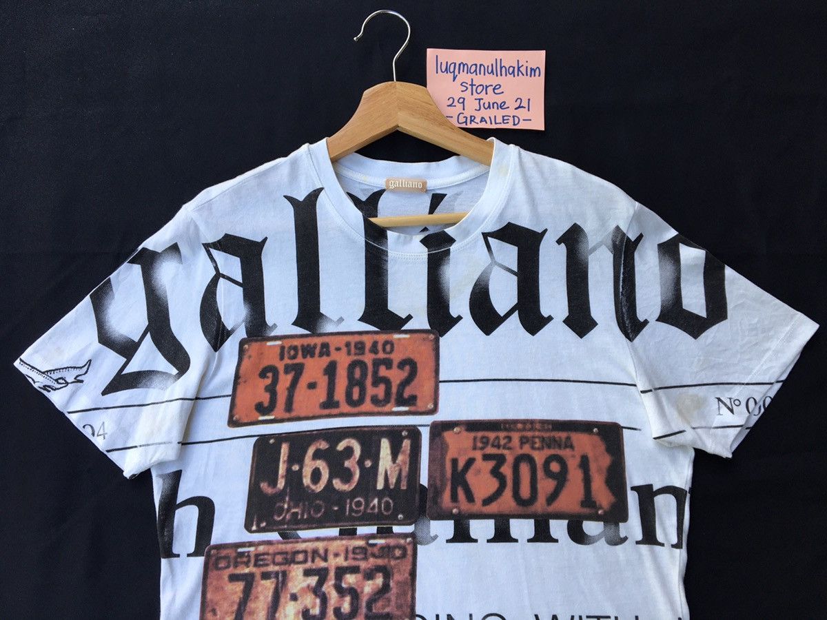 John Galliano Rare Vintage John Galliano Newspaper Tshirt Size US S / EU 44-46 / 1 - 8 Thumbnail