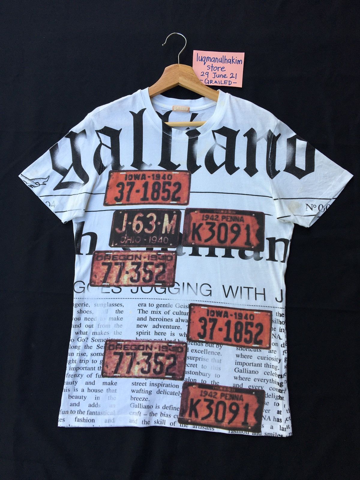 John Galliano Rare Vintage John Galliano Newspaper Tshirt Size US S / EU 44-46 / 1 - 2 Thumbnail