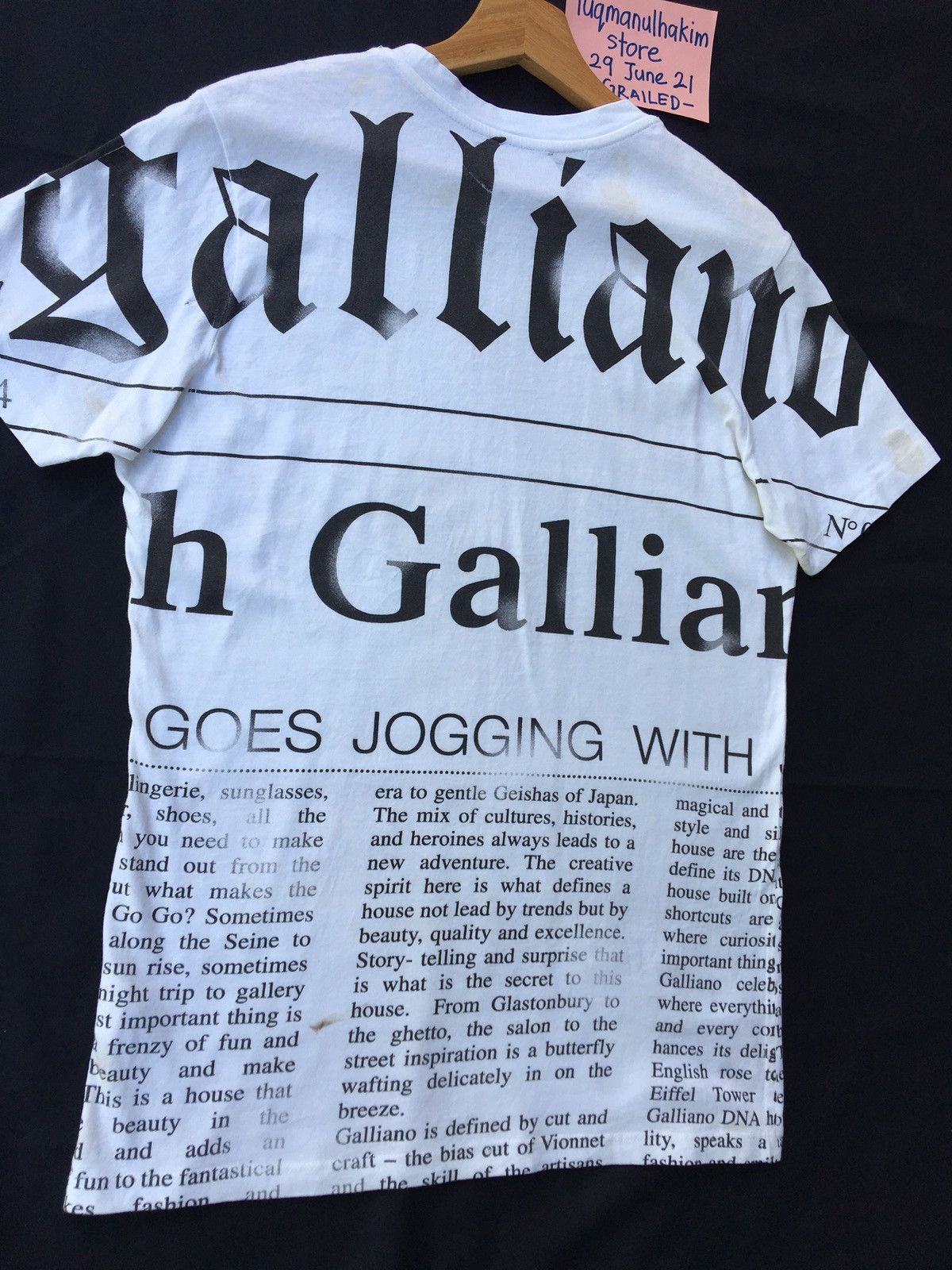 John Galliano Rare Vintage John Galliano Newspaper Tshirt Size US S / EU 44-46 / 1 - 20 Thumbnail