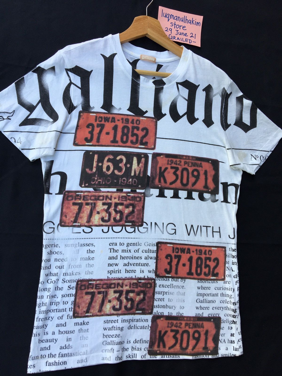 John Galliano Rare Vintage John Galliano Newspaper Tshirt Size US S / EU 44-46 / 1 - 6 Thumbnail