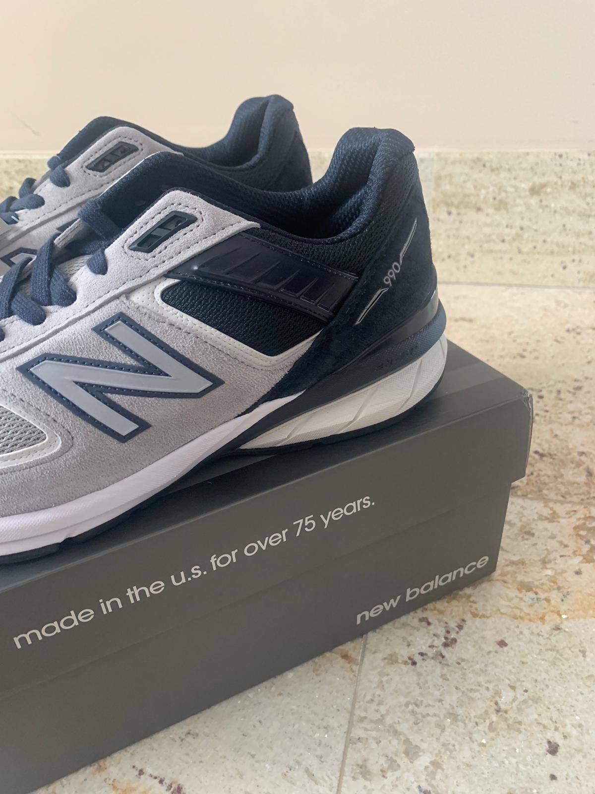 New Balance 990 v5 in Grey & Blue Size US 9.5 / EU 42-43 - 3 Thumbnail