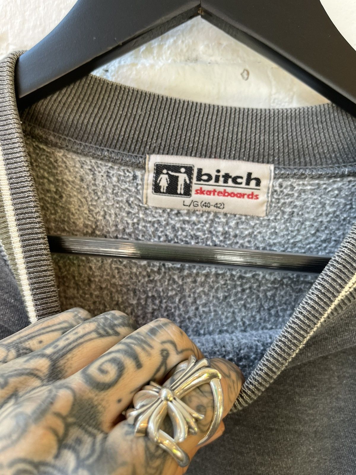 Vintage 90s BITCH SKATEBOARD BRAND CREW NECK SWEATER STRIPES Size US L / EU 52-54 / 3 - 4 Thumbnail