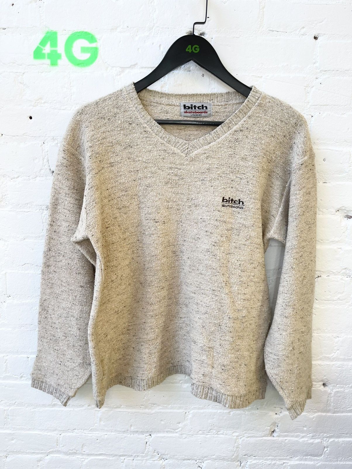 Vintage 90s BITCH SKATEBOARD BRAND TAN beige Sweater Cozy Size US L / EU 52-54 / 3 - 1 Thumbnail