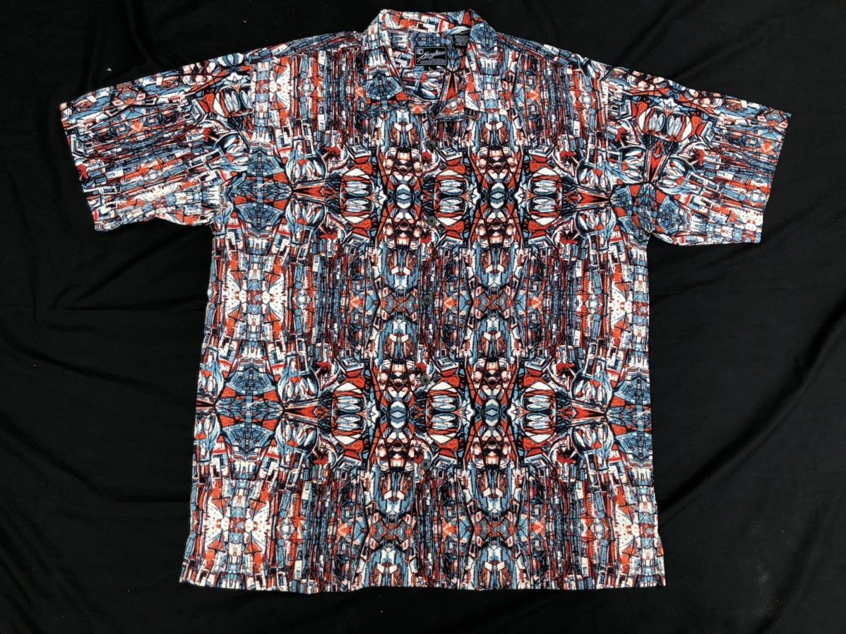 Karl Kani Vintage Karl Kani Loop Collar Abstract Hawaiian Shirt Size US L / EU 52-54 / 3 - 5 Thumbnail