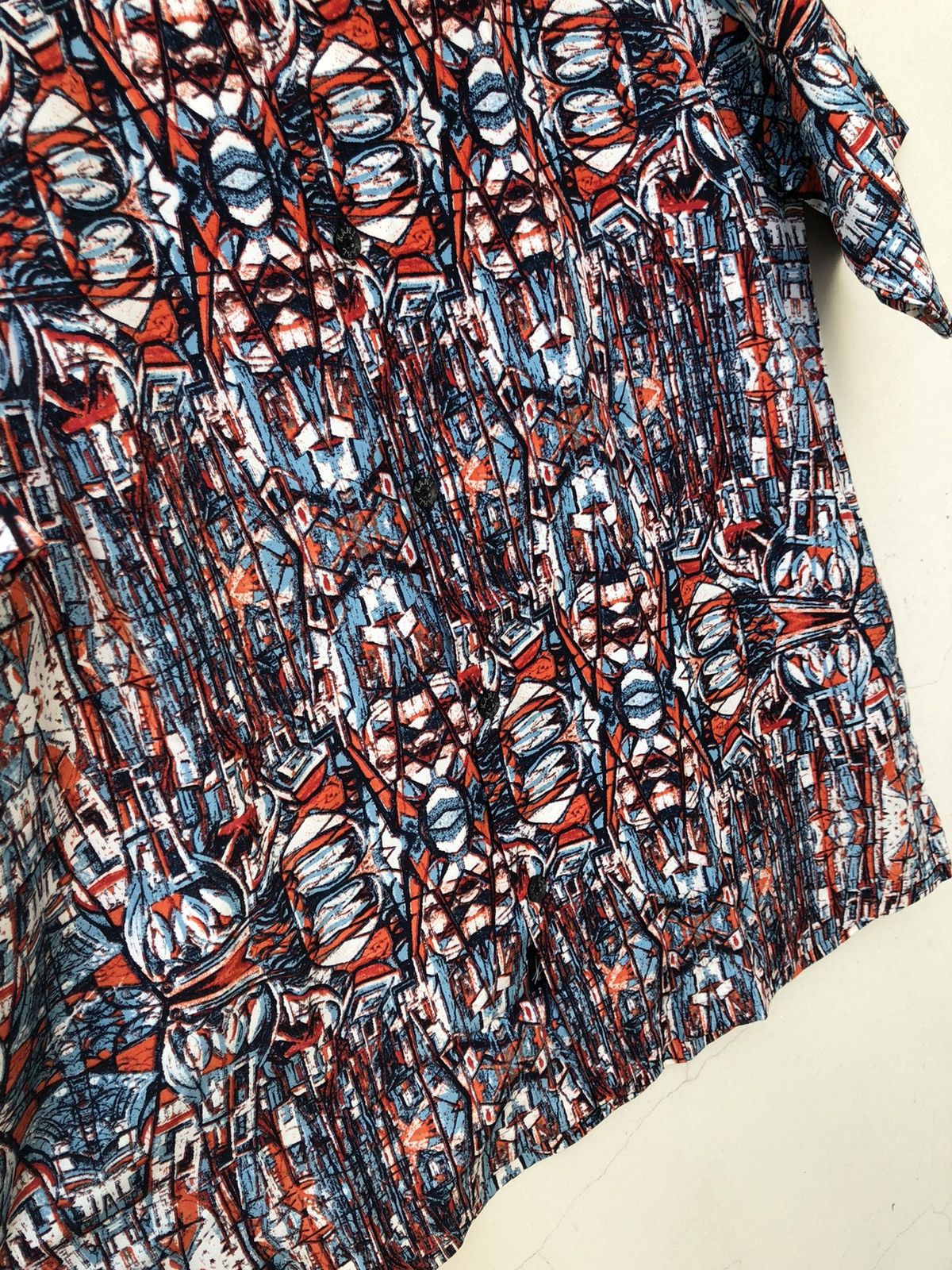 Karl Kani Vintage Karl Kani Loop Collar Abstract Hawaiian Shirt Size US L / EU 52-54 / 3 - 13 Thumbnail
