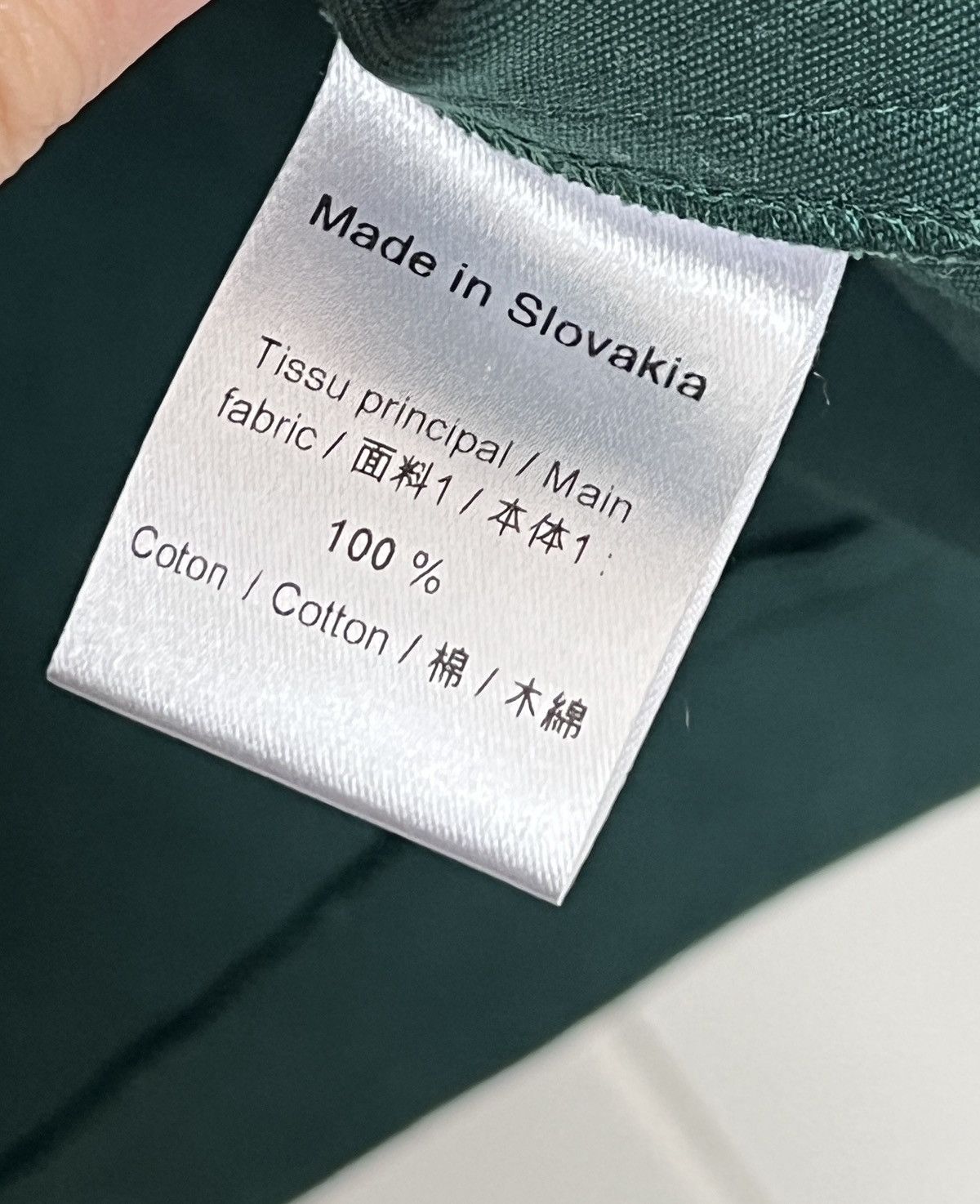 Louis Vuitton SS20 equipe uniform button up shirt w/ flower patch Size US S / EU 44-46 / 1 - 12 Thumbnail