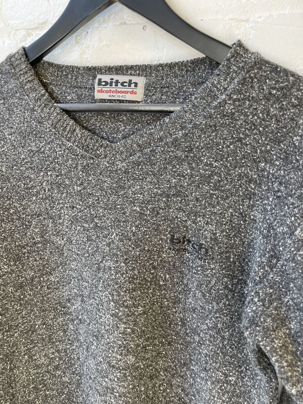 Vintage 90s BITCH SKATEBOARDS BRAND Cozy Grey Sweater soft Size US M / EU 48-50 / 2 - 2 Thumbnail