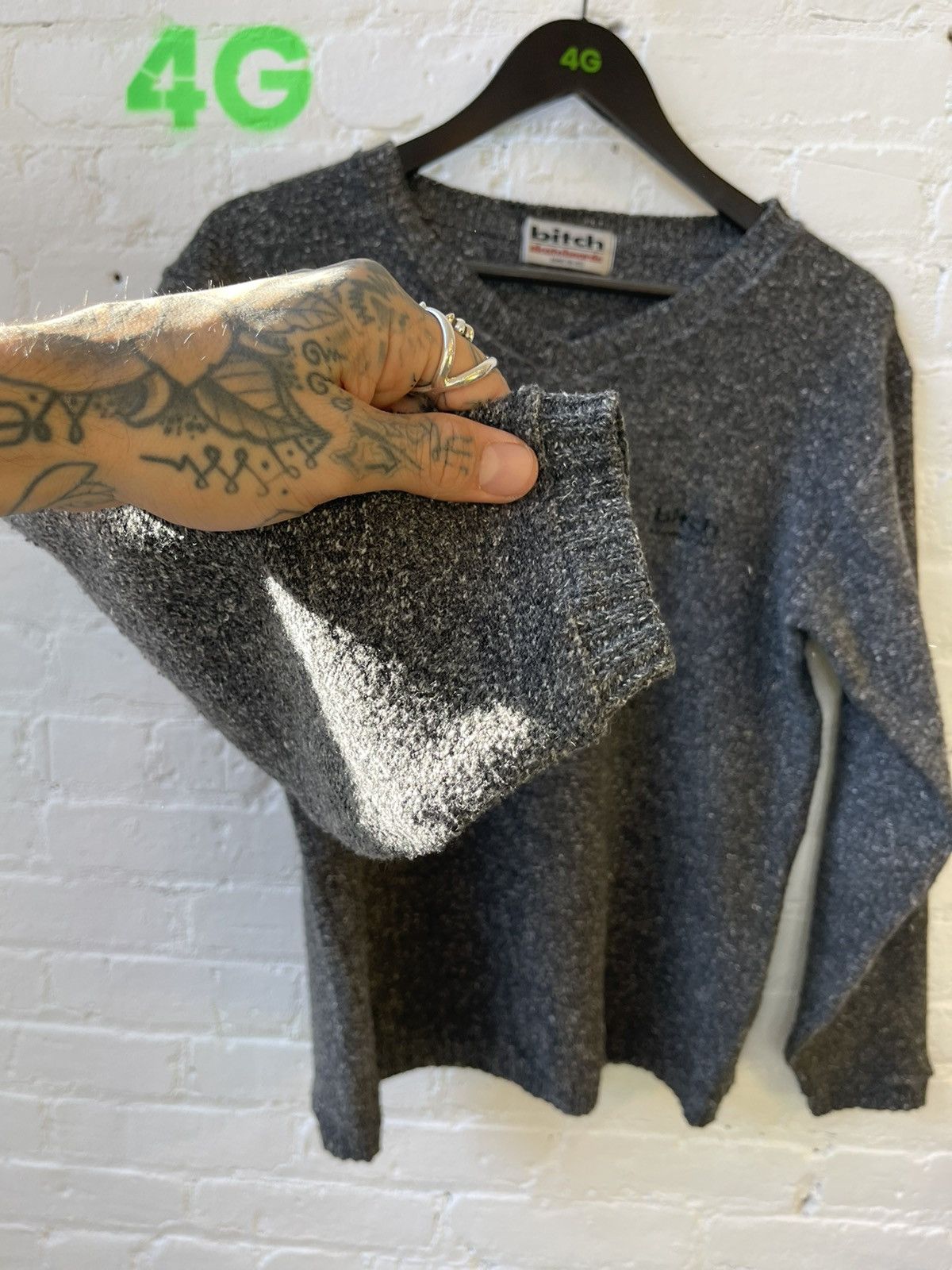 Vintage 90s BITCH SKATEBOARDS BRAND Cozy Grey Sweater soft Size US M / EU 48-50 / 2 - 6 Thumbnail
