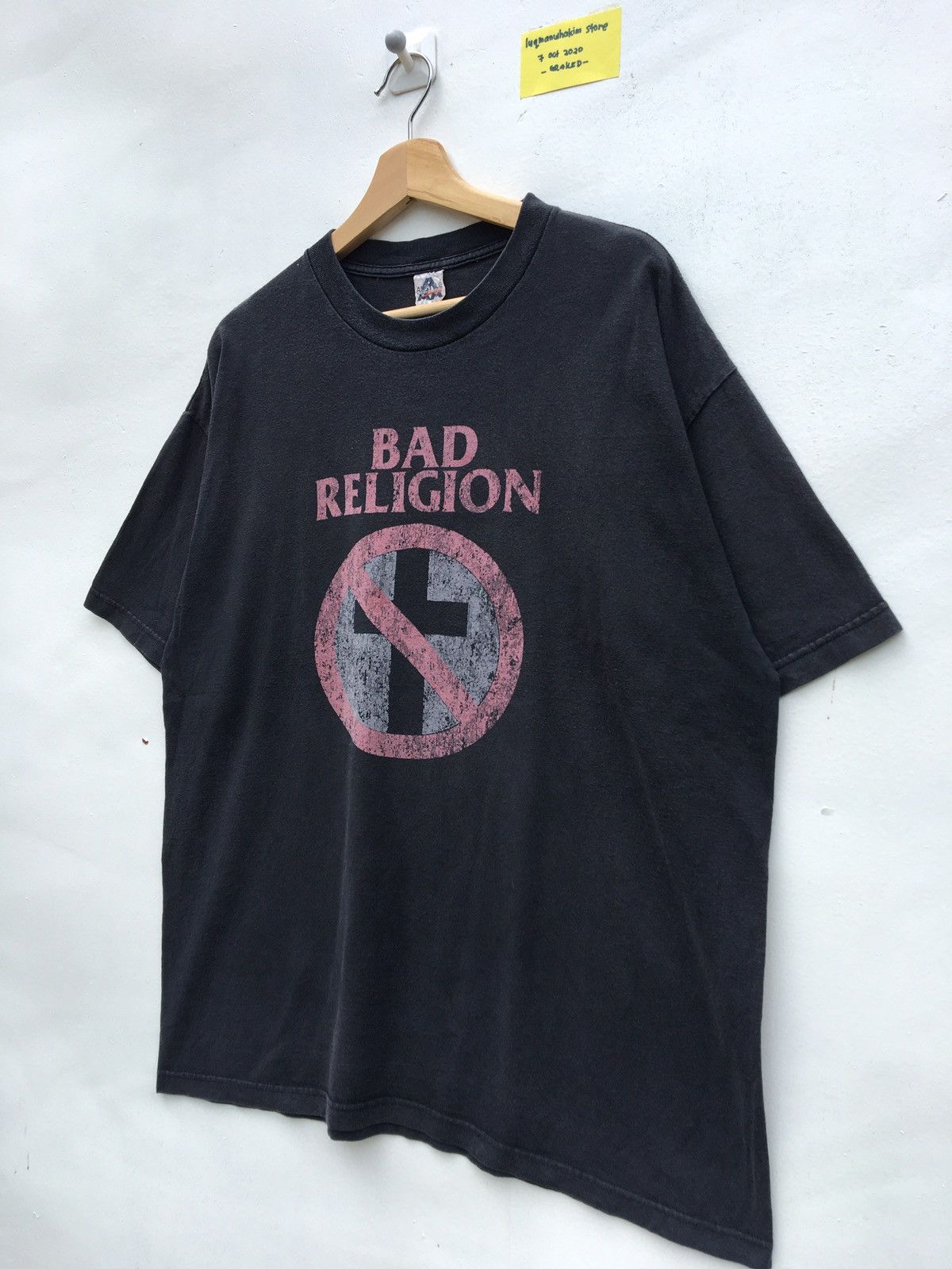 Band Tees Vintage BAD RELIGION Rare Punk Rock band t shirt Size US L / EU 52-54 / 3 - 4 Thumbnail