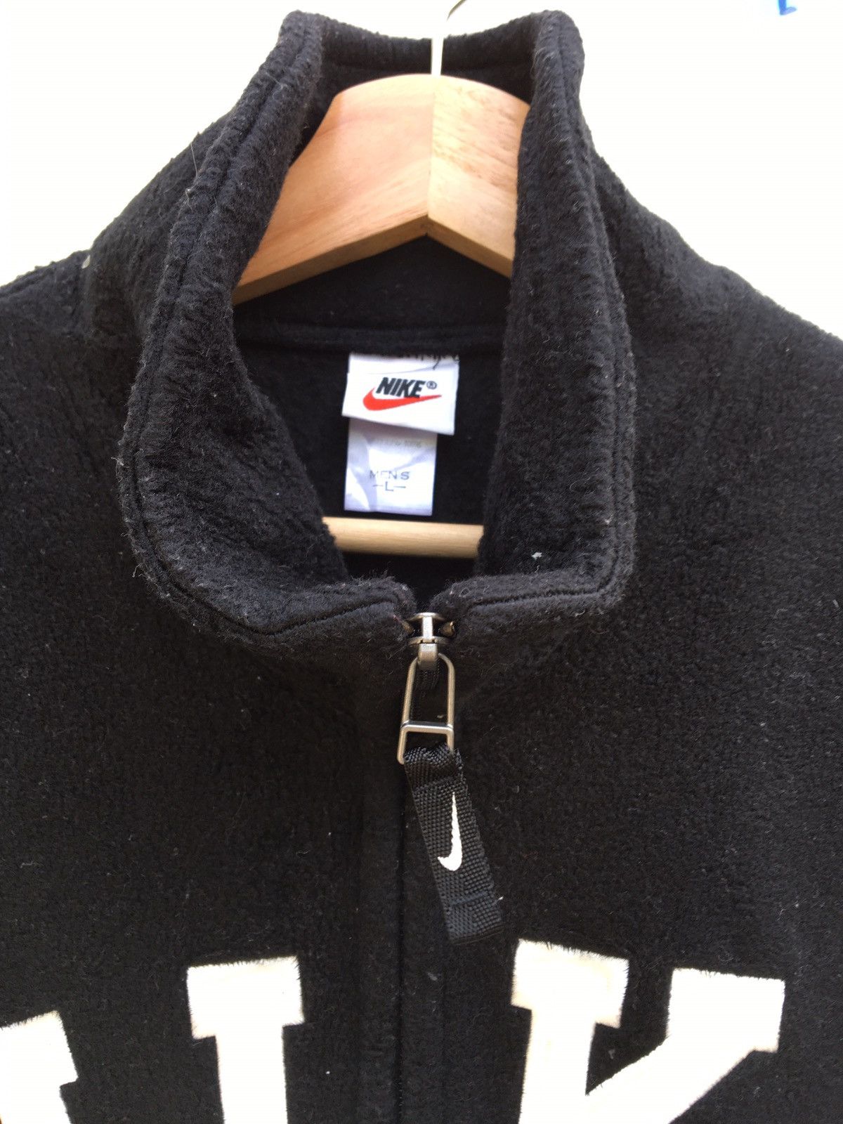 Nike Vintage Nike Fleece Sweater Big Logo Spellout Size US L / EU 52-54 / 3 - 5 Thumbnail