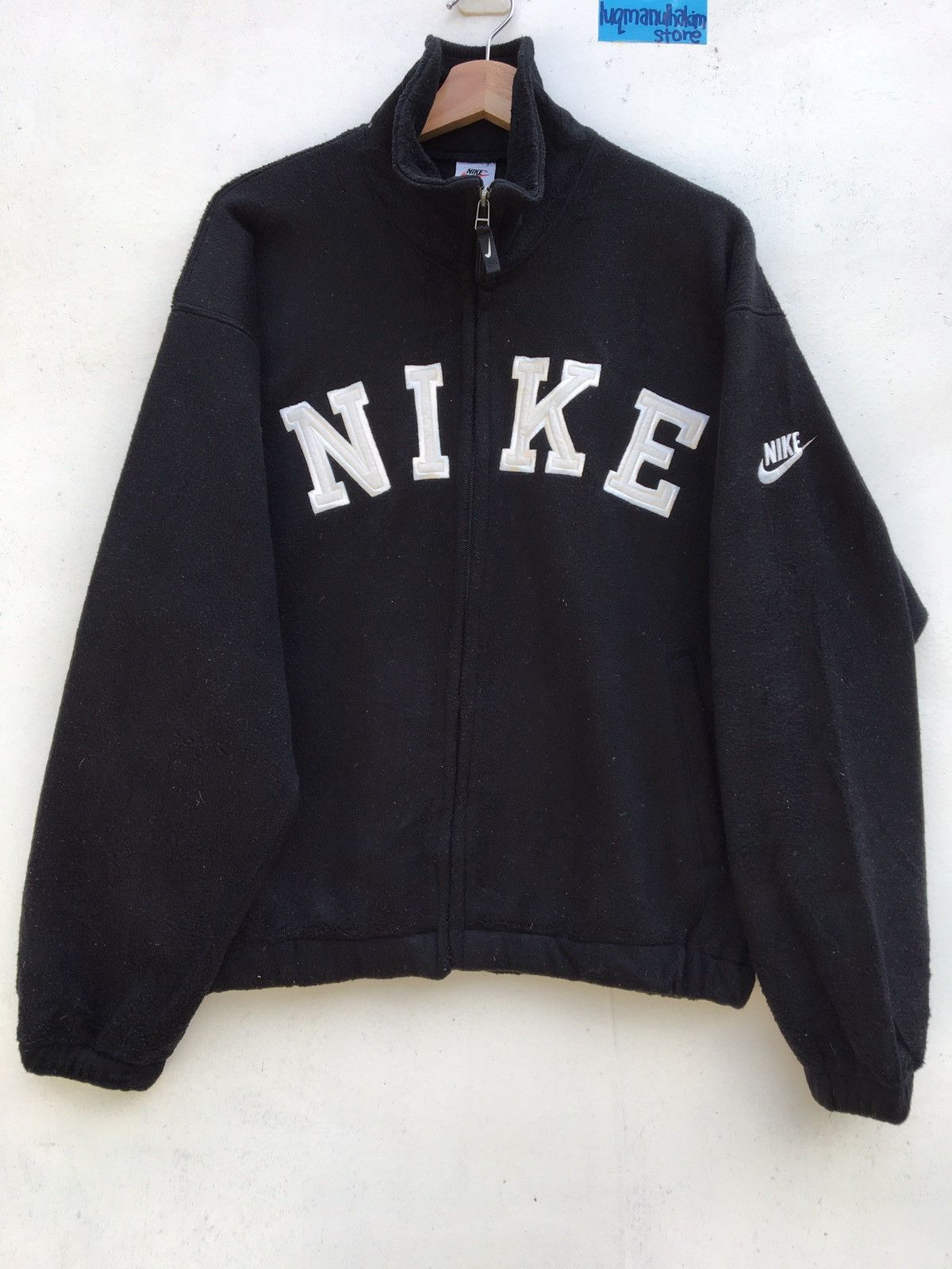 Nike Vintage Nike Fleece Sweater Big Logo Spellout Size US L / EU 52-54 / 3 - 1 Thumbnail