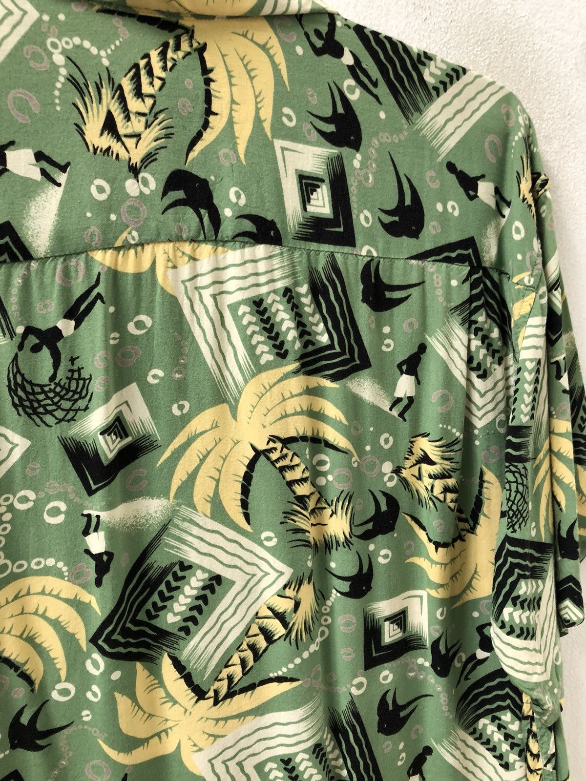 Reyn Spooner Vintage Reyn Spooner Flap Pocket Rayon Camp Collar Hawaiian Size US L / EU 52-54 / 3 - 8 Thumbnail