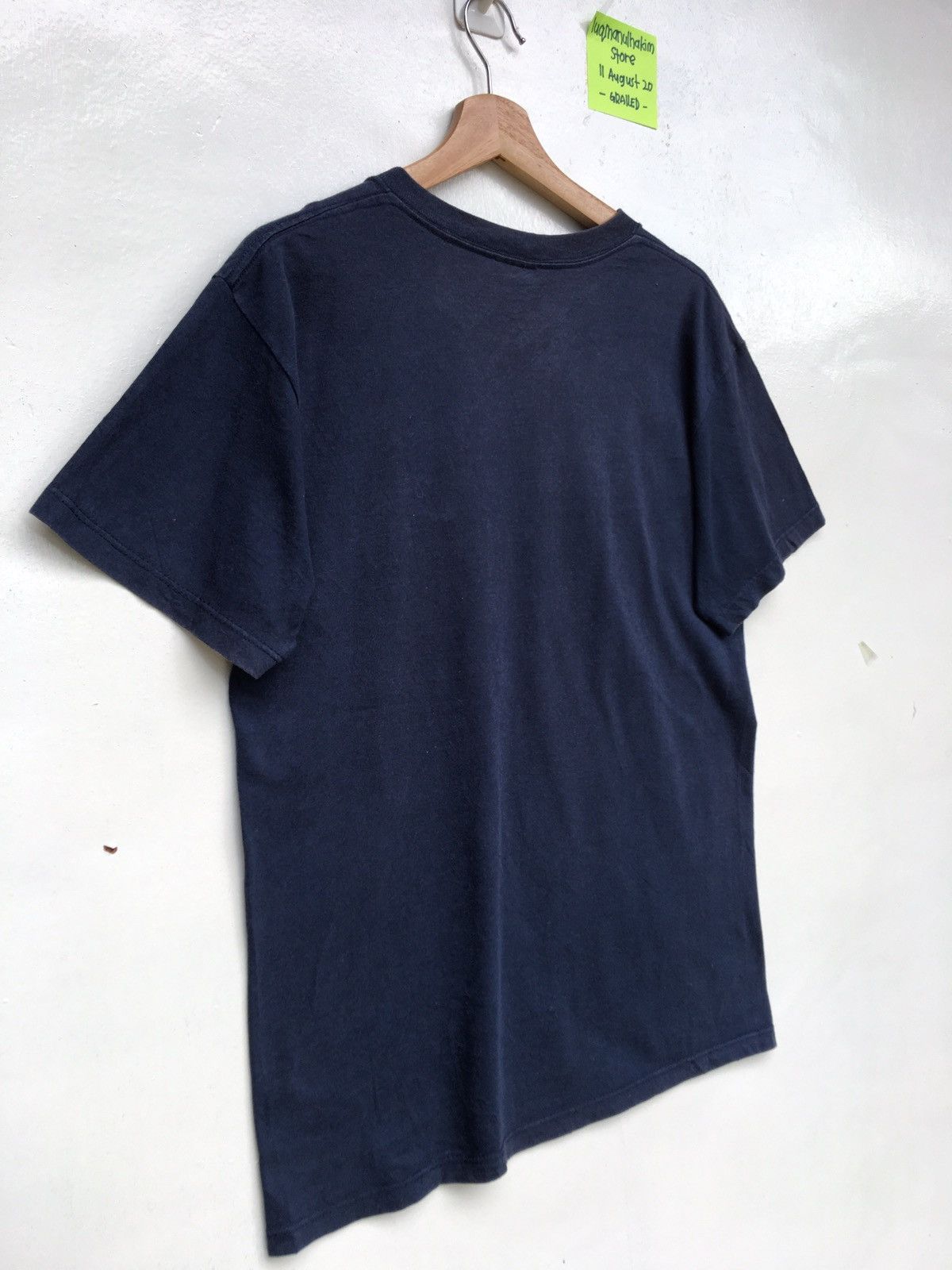 Nike Vintage 90s Nike Swoosh Small Logo Tshirt Size US S / EU 44-46 / 1 - 8 Thumbnail