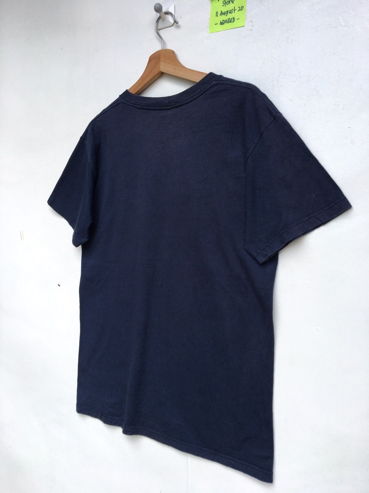 Nike Vintage 90s Nike Swoosh Small Logo Tshirt Size US S / EU 44-46 / 1 - 9 Thumbnail