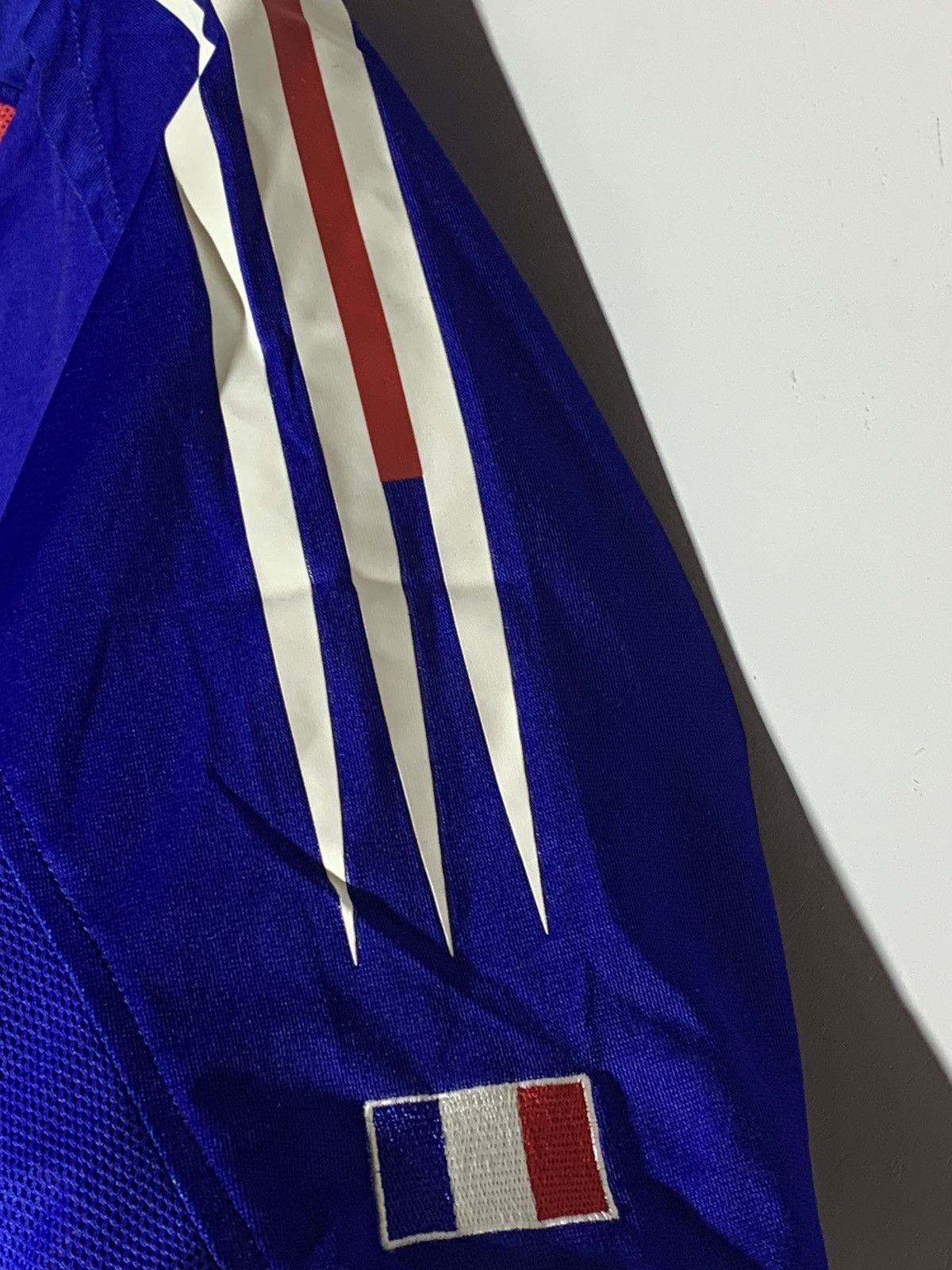 Adidas × Vintage France Adidas Vintage 2004 Y2k Blokecore Football Shirt Size US M / EU 48-50 / 2 - 9 Thumbnail
