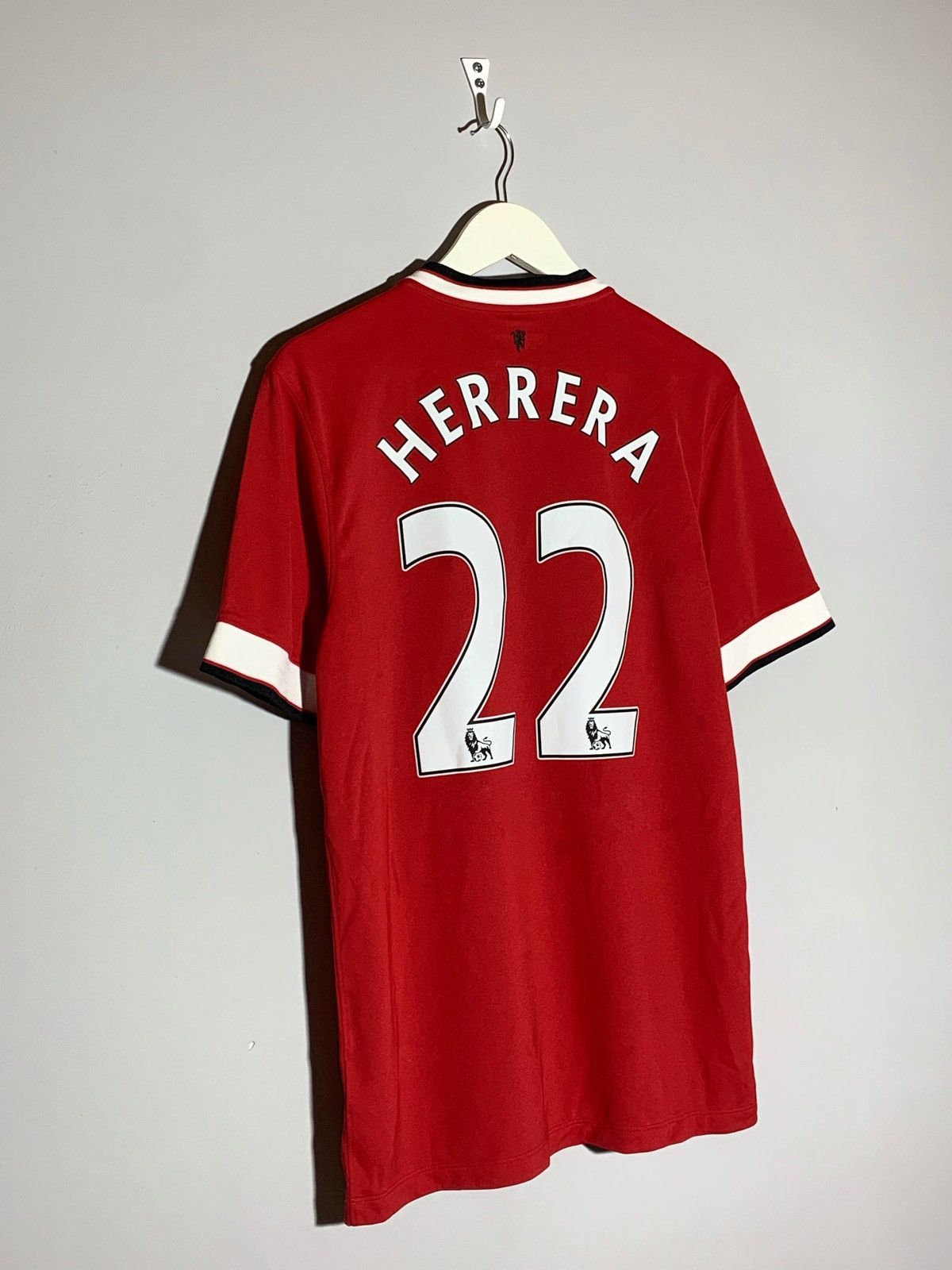 Nike #22 Herrera Manchester United Adidas 2014/15 Football Shirt Size US M / EU 48-50 / 2 - 1 Thumbnail