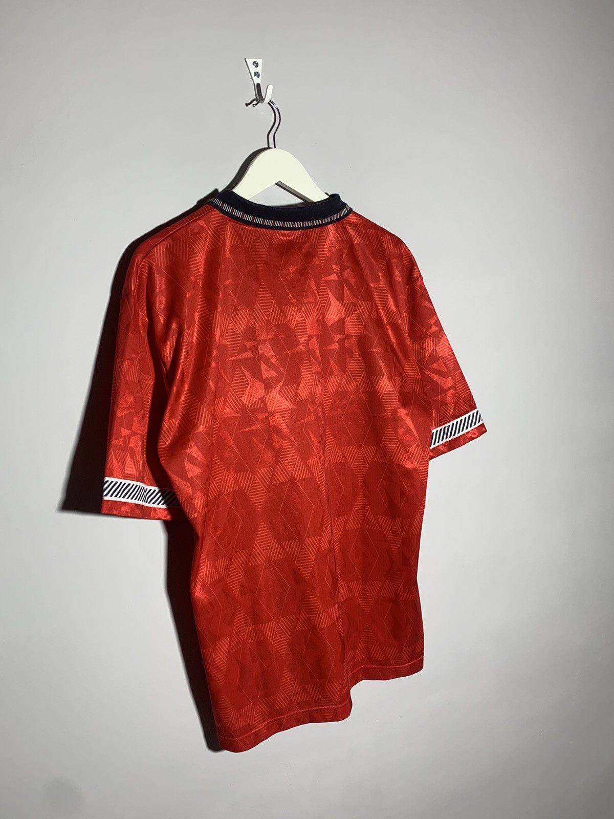Vintage England Score Draw England Y2k Blokecore 1992 Football Shirt Size US L / EU 52-54 / 3 - 7 Thumbnail