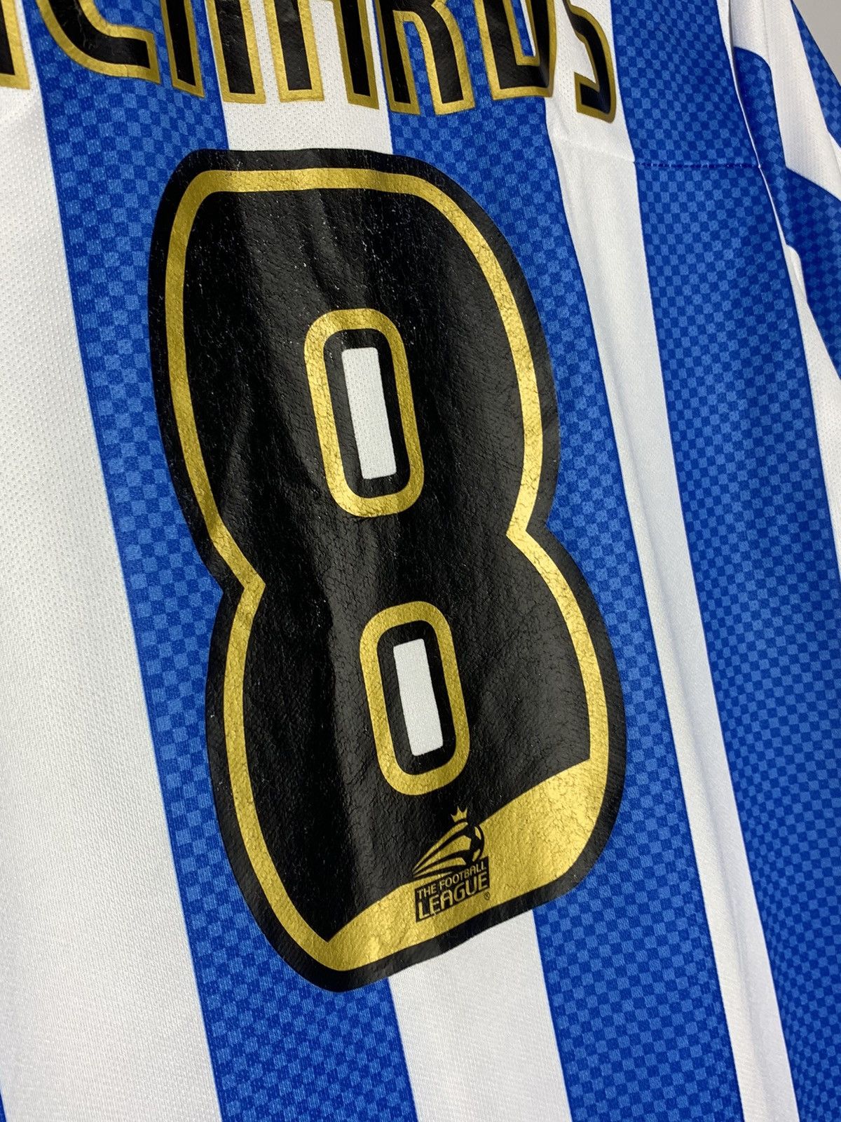 Umbro #8 Richards Huddersfield Town Umbro 2012/13 Football Shirt Size US S / EU 44-46 / 1 - 11 Thumbnail
