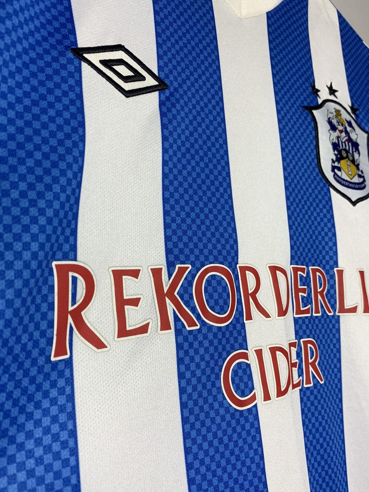Umbro #8 Richards Huddersfield Town Umbro 2012/13 Football Shirt Size US S / EU 44-46 / 1 - 5 Thumbnail