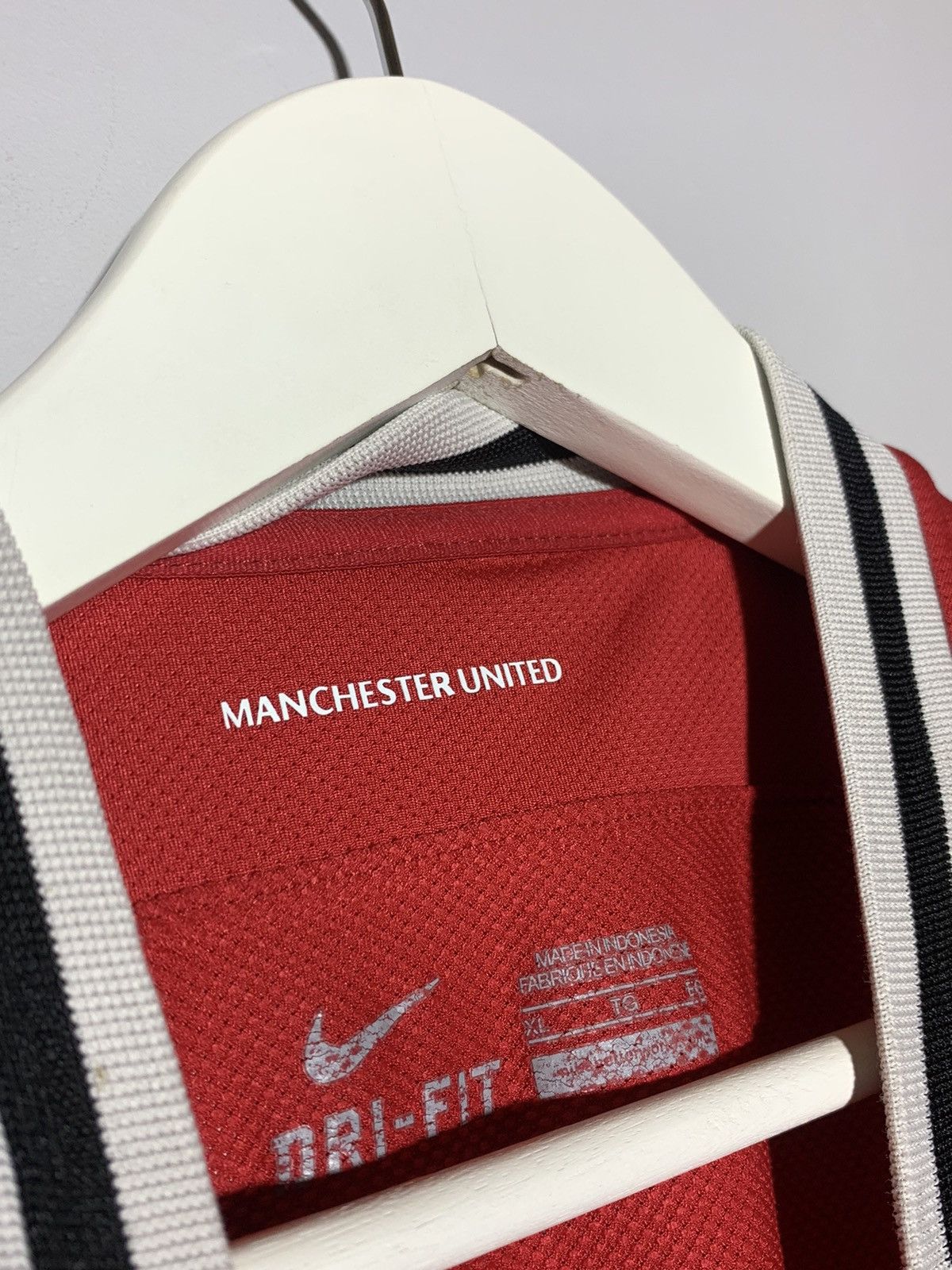 Nike Manchester United Nike 2011/12 Y2k Streetwear Football Shirt Size US XL / EU 56 / 4 - 14 Thumbnail