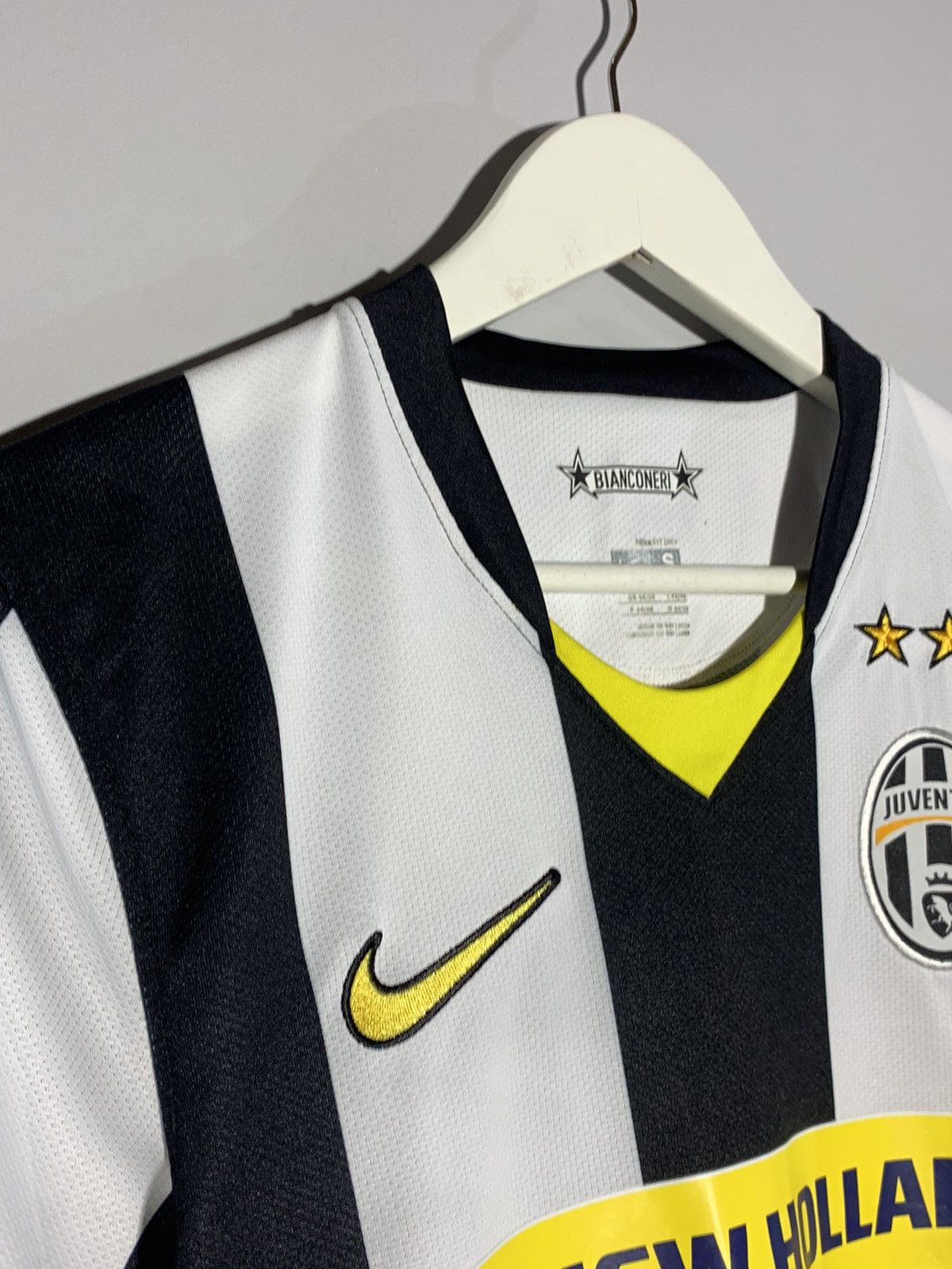 Nike Juventus Nike Home 2008/09 Vintage Y2k Football Shirt Size US S / EU 44-46 / 1 - 5 Thumbnail