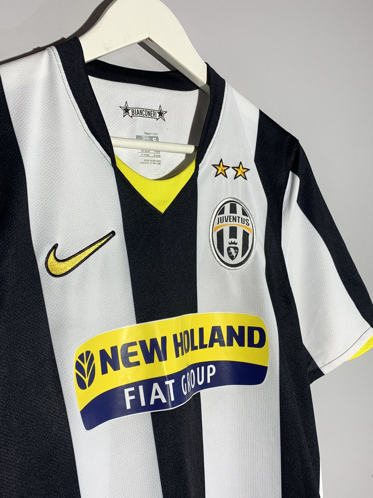 Nike Juventus Nike Home 2008/09 Vintage Y2k Football Shirt Size US S / EU 44-46 / 1 - 3 Thumbnail