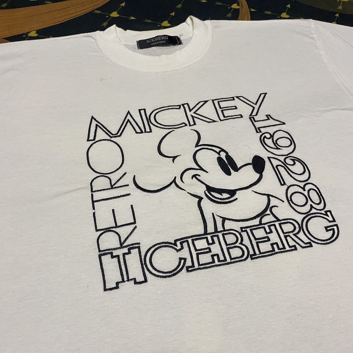 Iceberg Vintage Iceberg Mickey Embroidery Tshirt Size US L / EU 52-54 / 3 - 3 Thumbnail