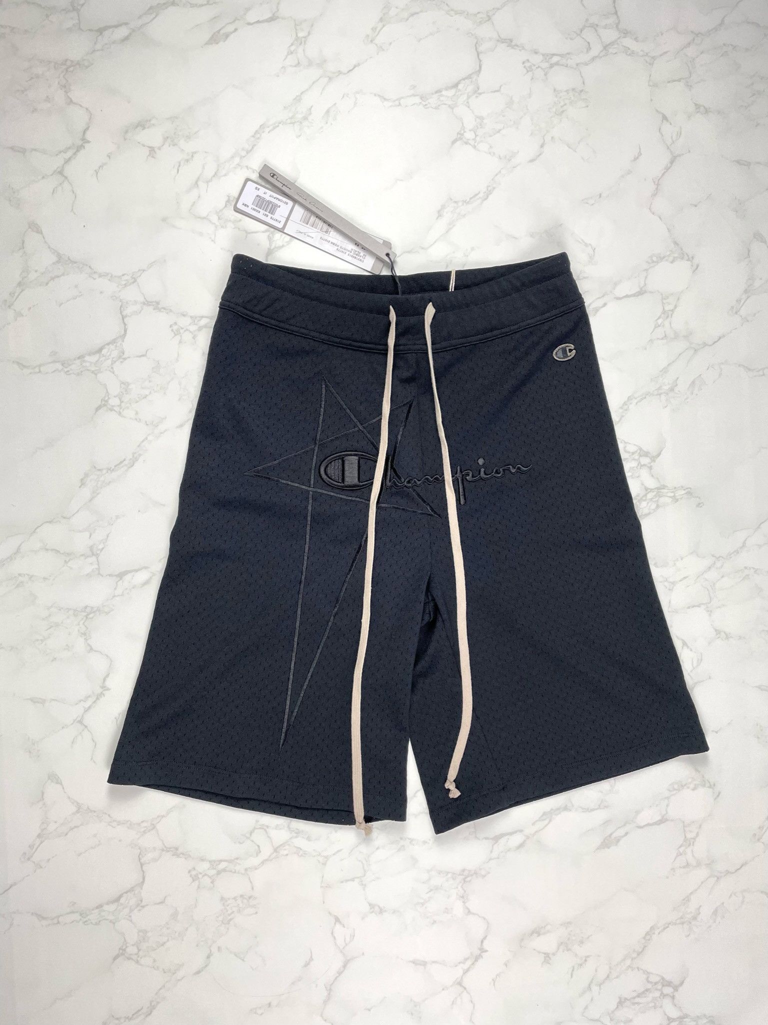 Champion × Rick Owens Rick Owens x Champion Mesh Embroidered Star Logo Shorts Size US 28 / EU 44 - 2 Thumbnail