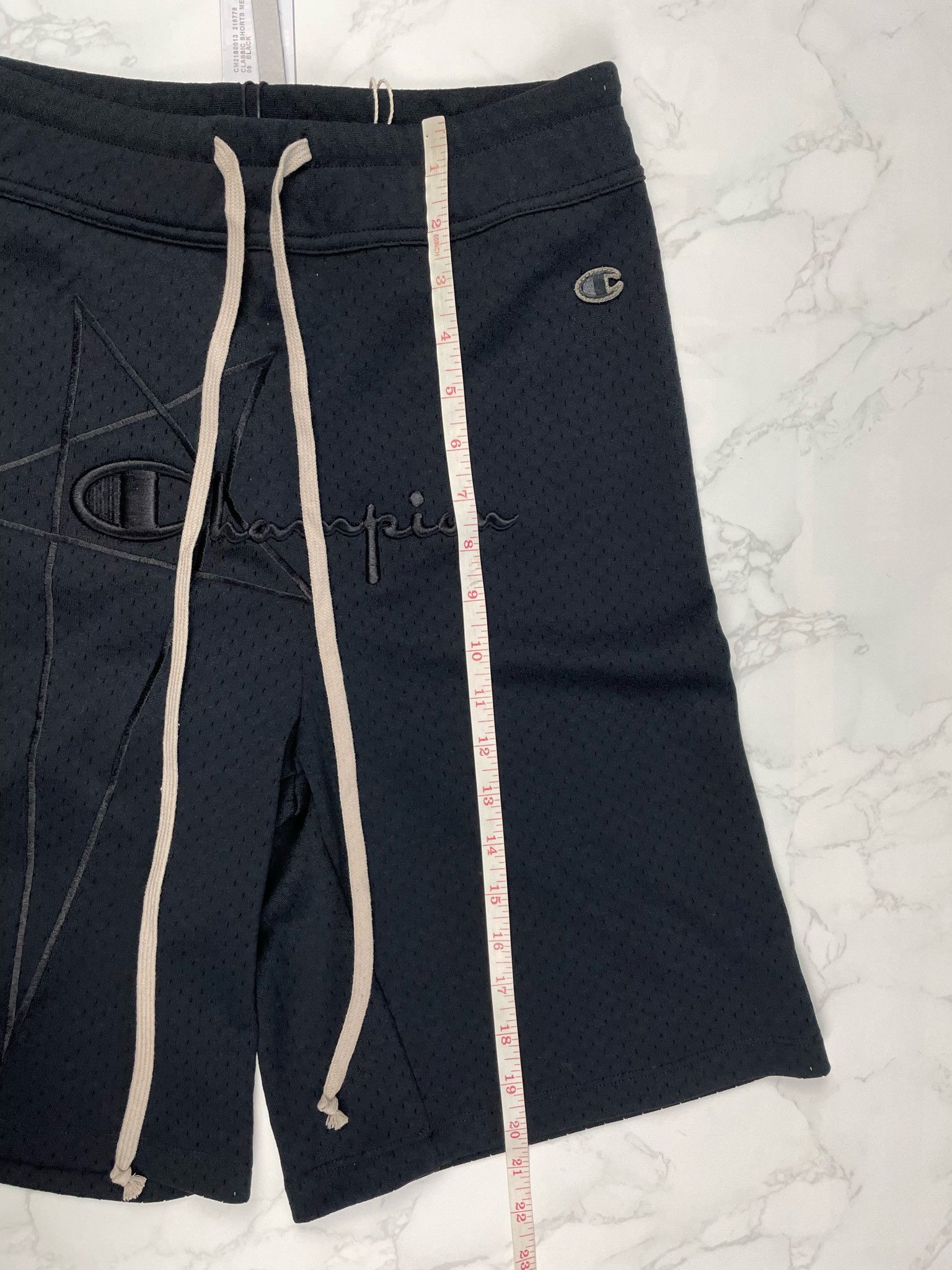 Champion × Rick Owens Rick Owens x Champion Mesh Embroidered Star Logo Shorts Size US 28 / EU 44 - 9 Thumbnail