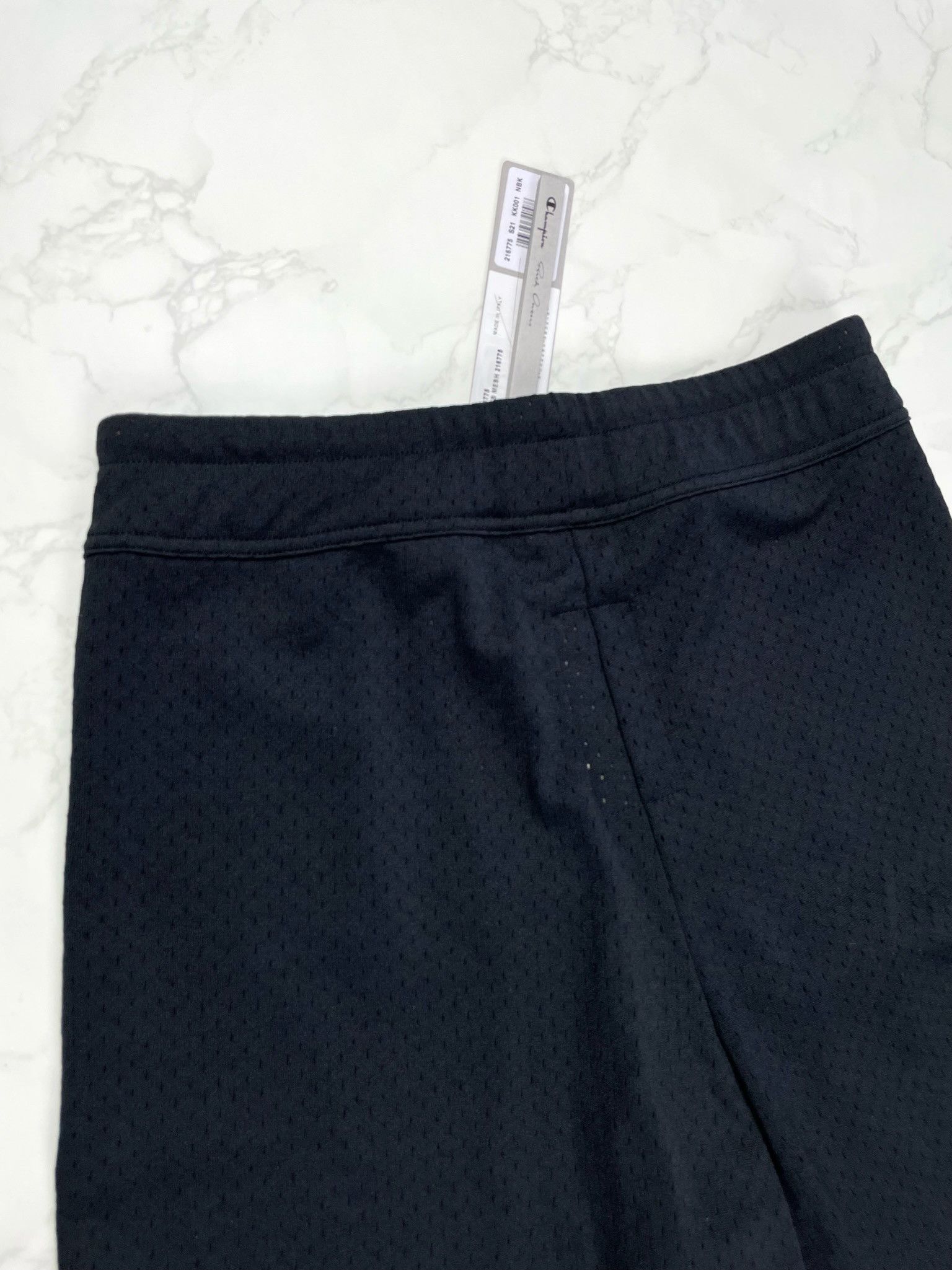 Champion × Rick Owens Rick Owens x Champion Mesh Embroidered Star Logo Shorts Size US 28 / EU 44 - 16 Thumbnail