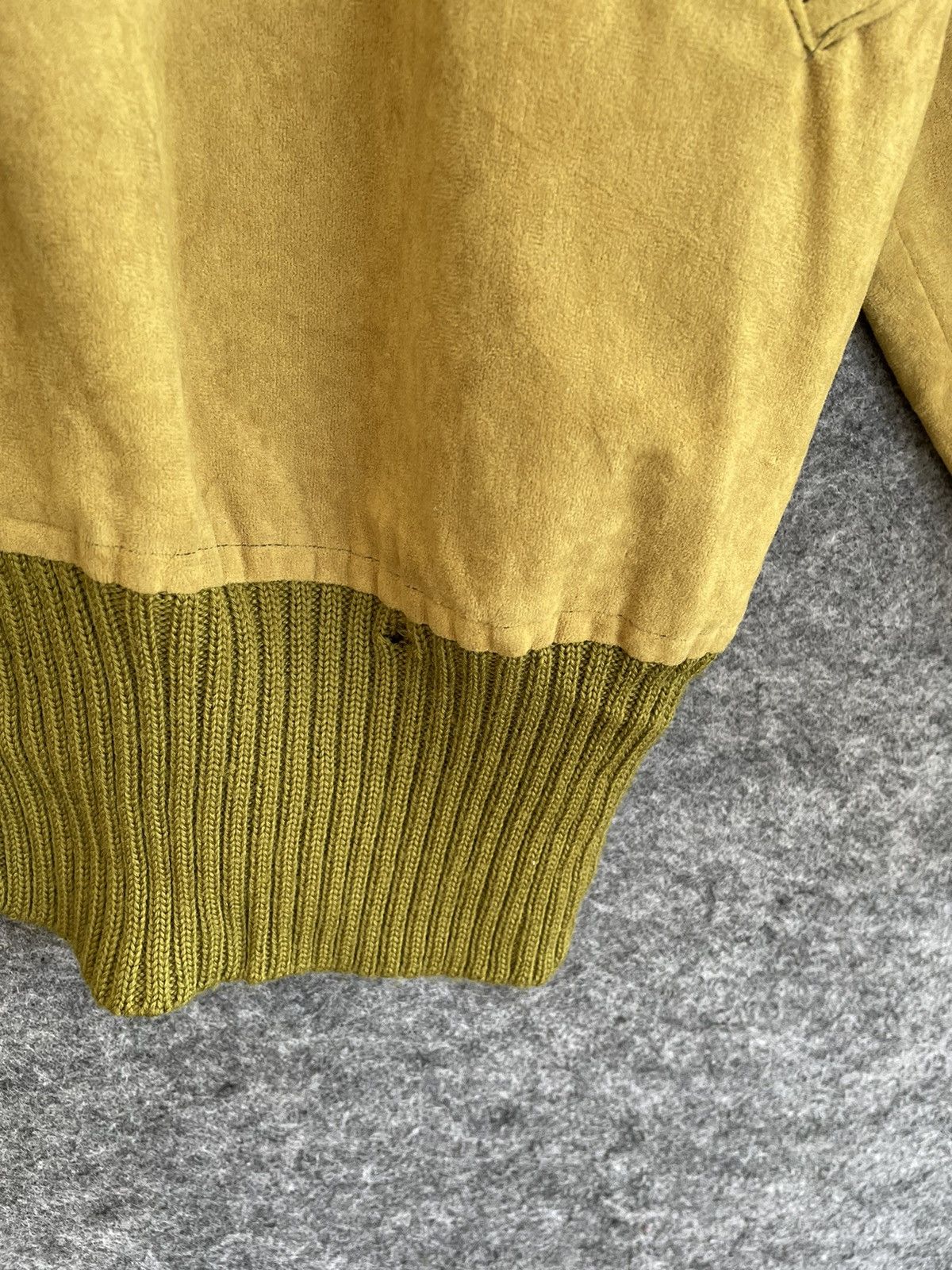 Japanese Brand × Vintage VINTAGE DONNA UNO AUTUNNO VELVET JACKET Size US L / EU 52-54 / 3 - 10 Thumbnail