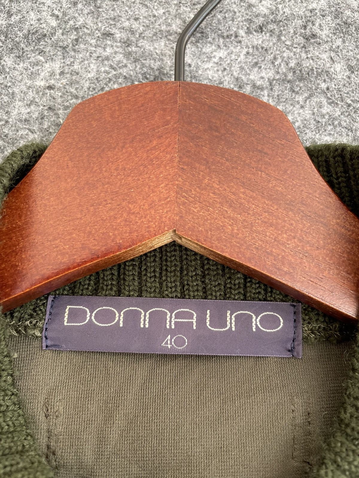 Japanese Brand × Vintage VINTAGE DONNA UNO AUTUNNO VELVET JACKET Size US L / EU 52-54 / 3 - 7 Thumbnail