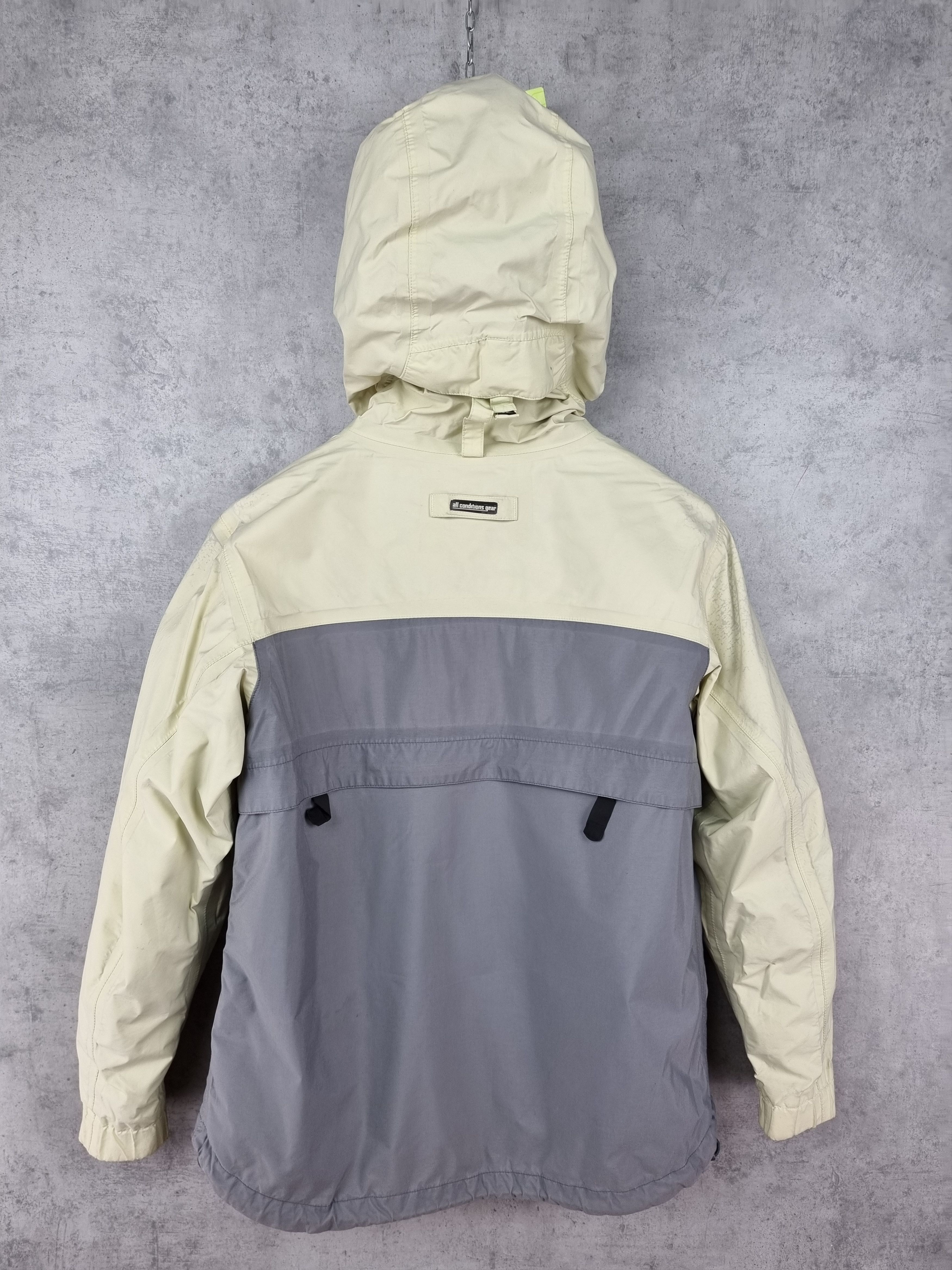 Nike × Nike ACG × Vintage Nike ACG Storm fit 3 Cargo Waterproof light jacket Arcteryx Size US S / EU 44-46 / 1 - 5 Thumbnail