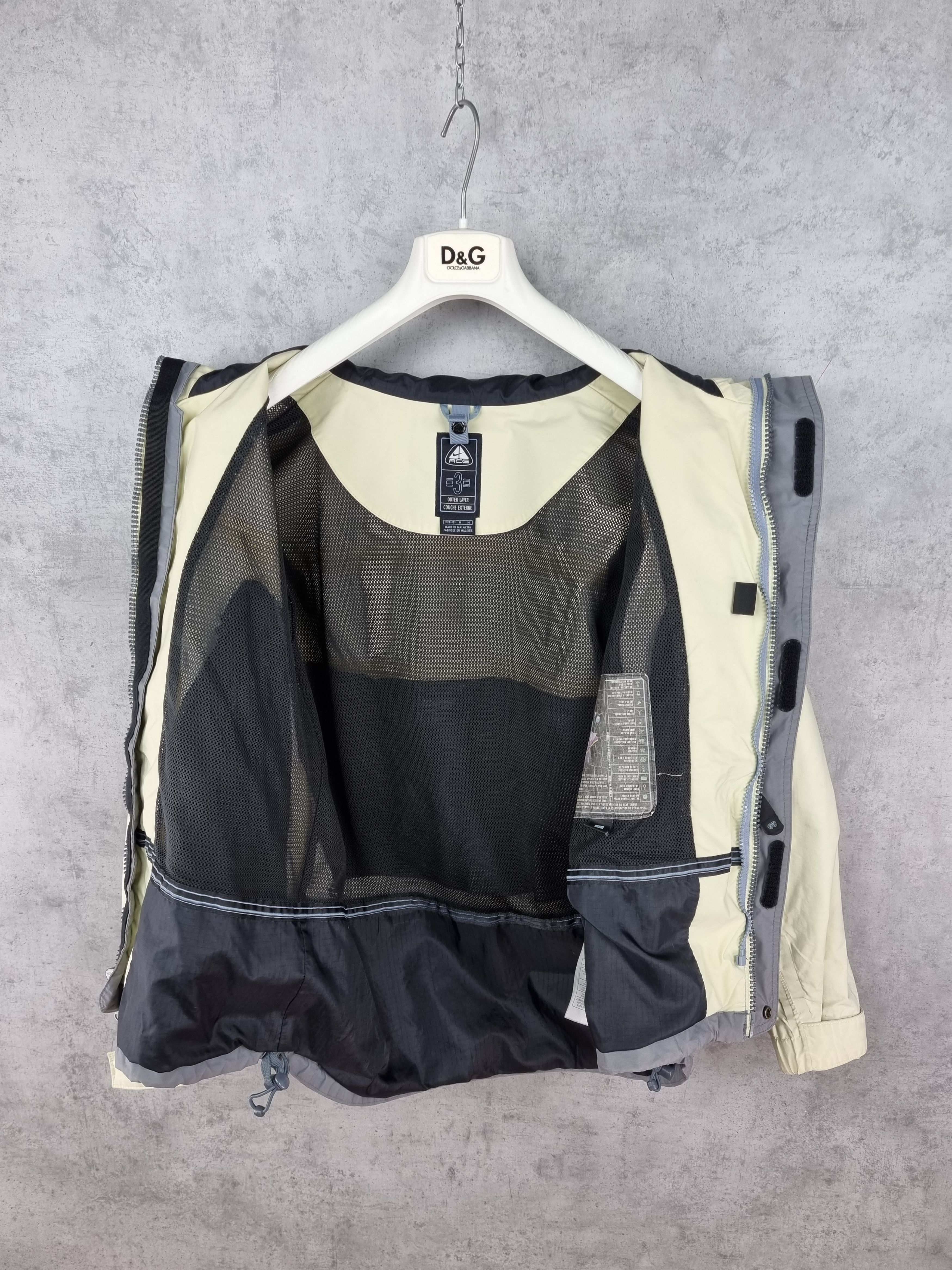 Nike × Nike ACG × Vintage Nike ACG Storm fit 3 Cargo Waterproof light jacket Arcteryx Size US S / EU 44-46 / 1 - 9 Thumbnail