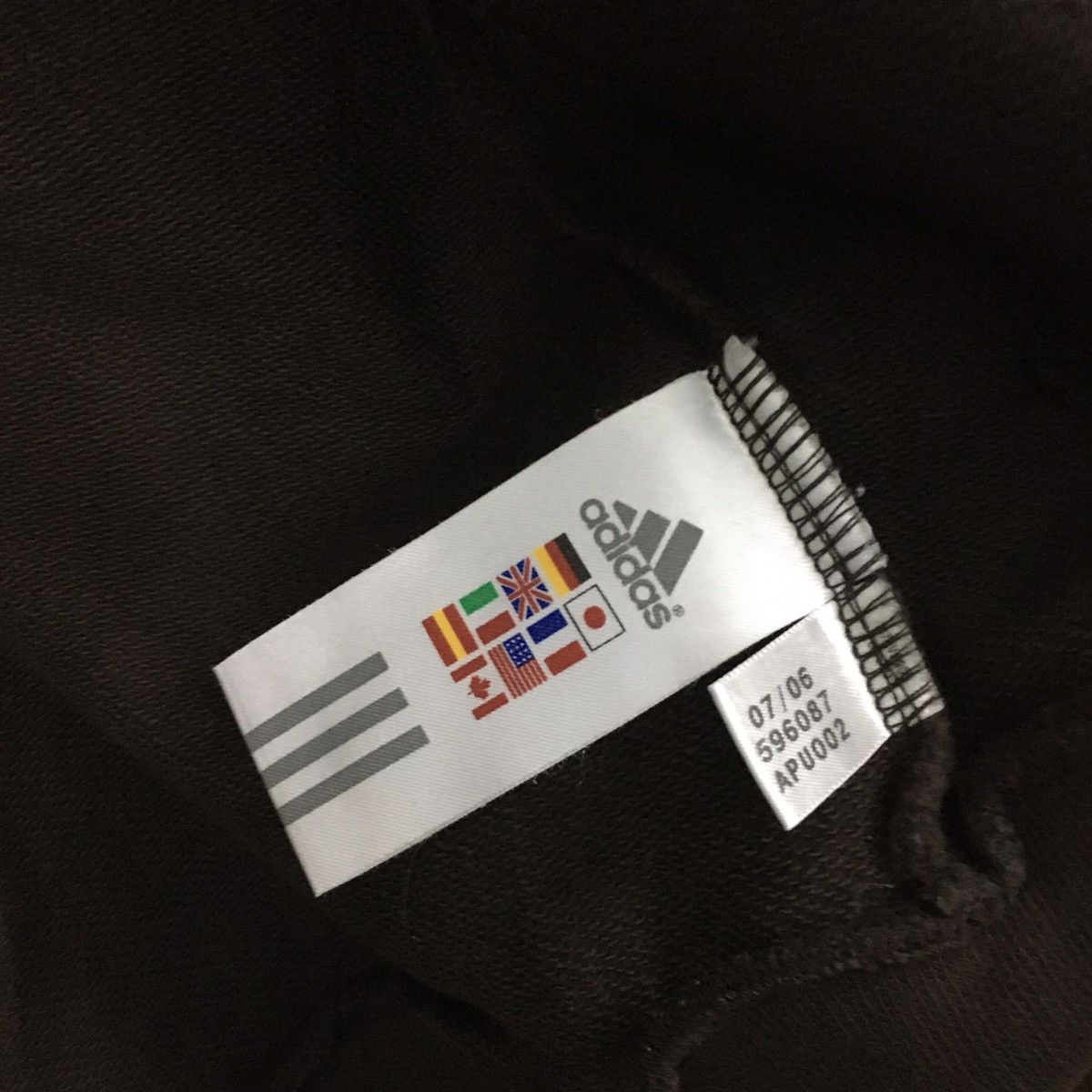 Adidas Adidas Big Spellout Embroidery Sweater Size US M / EU 48-50 / 2 - 12 Thumbnail