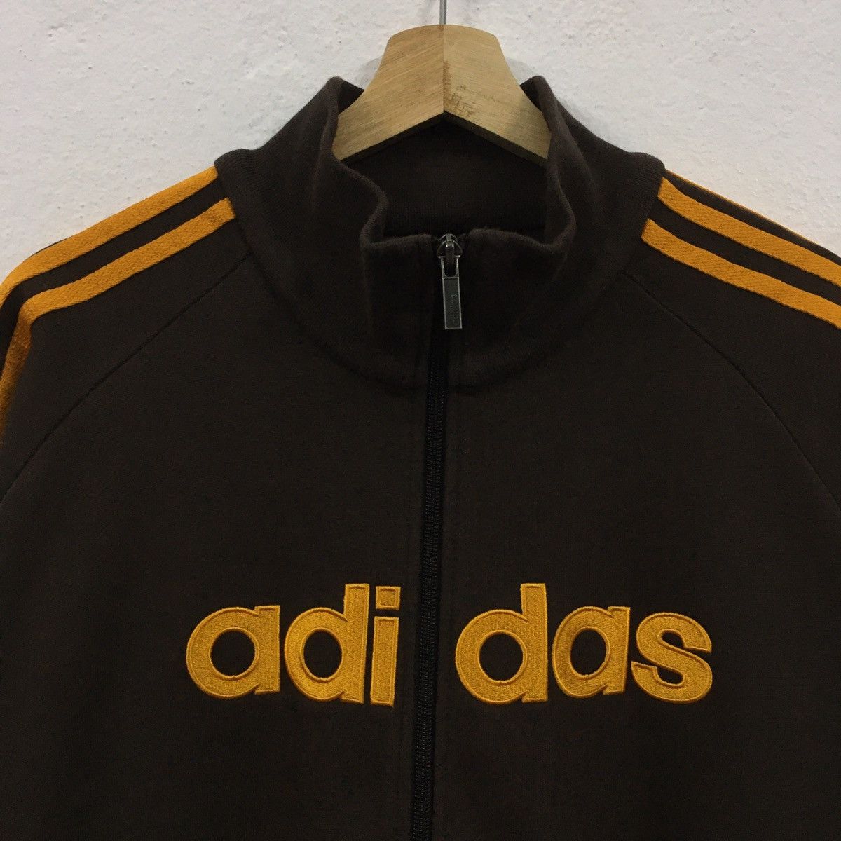 Adidas Adidas Big Spellout Embroidery Sweater Size US M / EU 48-50 / 2 - 6 Thumbnail