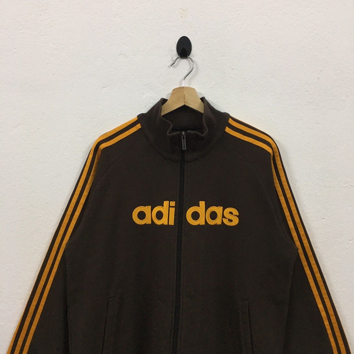 Adidas Adidas Big Spellout Embroidery Sweater Size US M / EU 48-50 / 2 - 5 Thumbnail