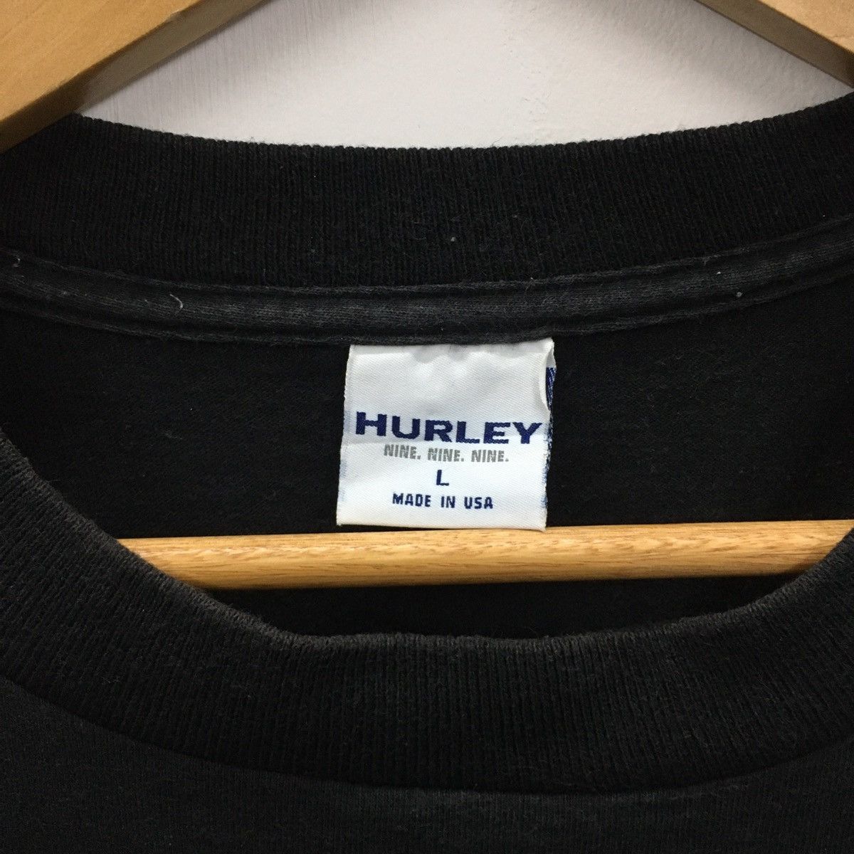 Hurley × Vintage Rare Vintage Hurley Big Logo Tshirt Size US L / EU 52-54 / 3 - 3 Thumbnail
