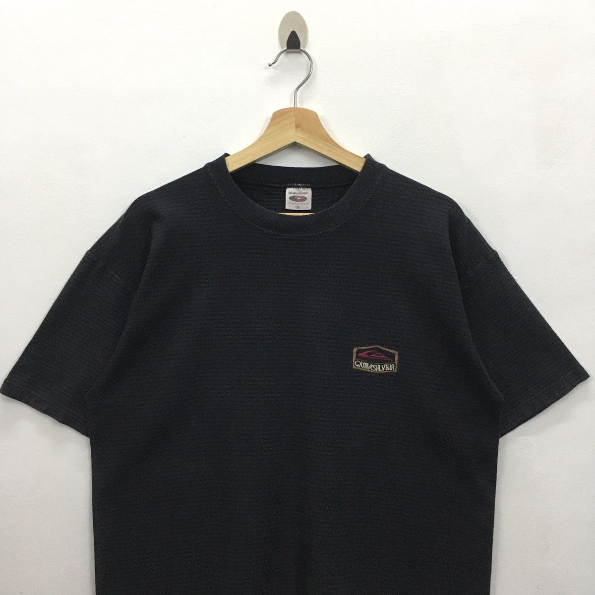 Quiksilver × Vintage Rare Vintage Quiksilver Small Logo Embroidery Stripe Tshirt Size US M / EU 48-50 / 2 - 5 Thumbnail