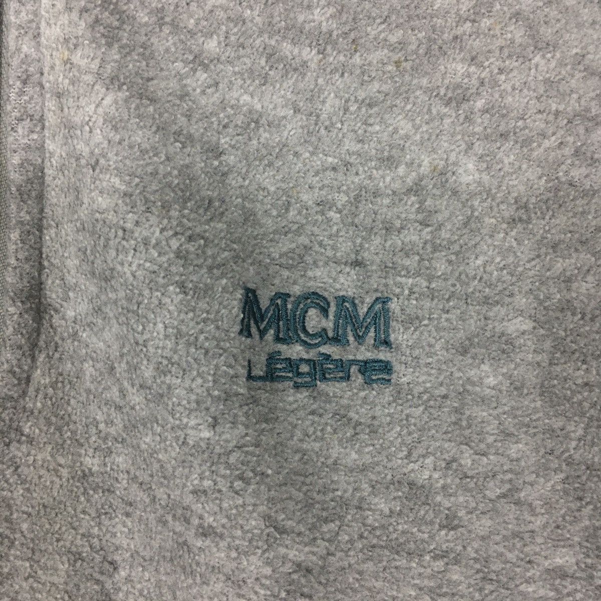 MCM Rare design MCM small logo embroidery sweatshirt design Size US L / EU 52-54 / 3 - 4 Thumbnail