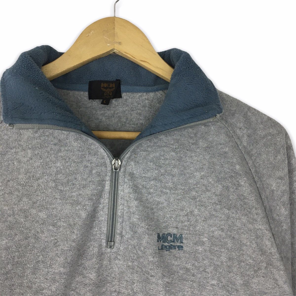 MCM Rare design MCM small logo embroidery sweatshirt design Size US L / EU 52-54 / 3 - 2 Thumbnail