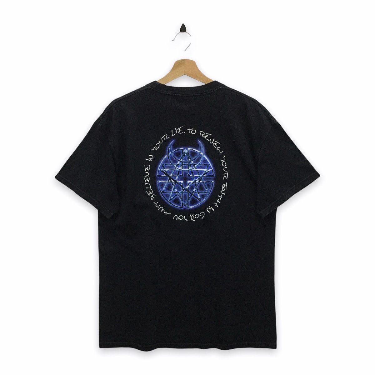 Band Tees × Vintage Rare Vintage DISTURBED Photo Print Tshirt Size US M / EU 48-50 / 2 - 2 Thumbnail