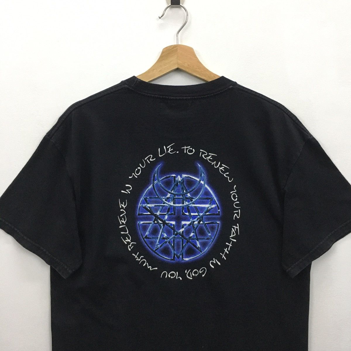 Band Tees × Vintage Rare Vintage DISTURBED Photo Print Tshirt Size US M / EU 48-50 / 2 - 9 Thumbnail