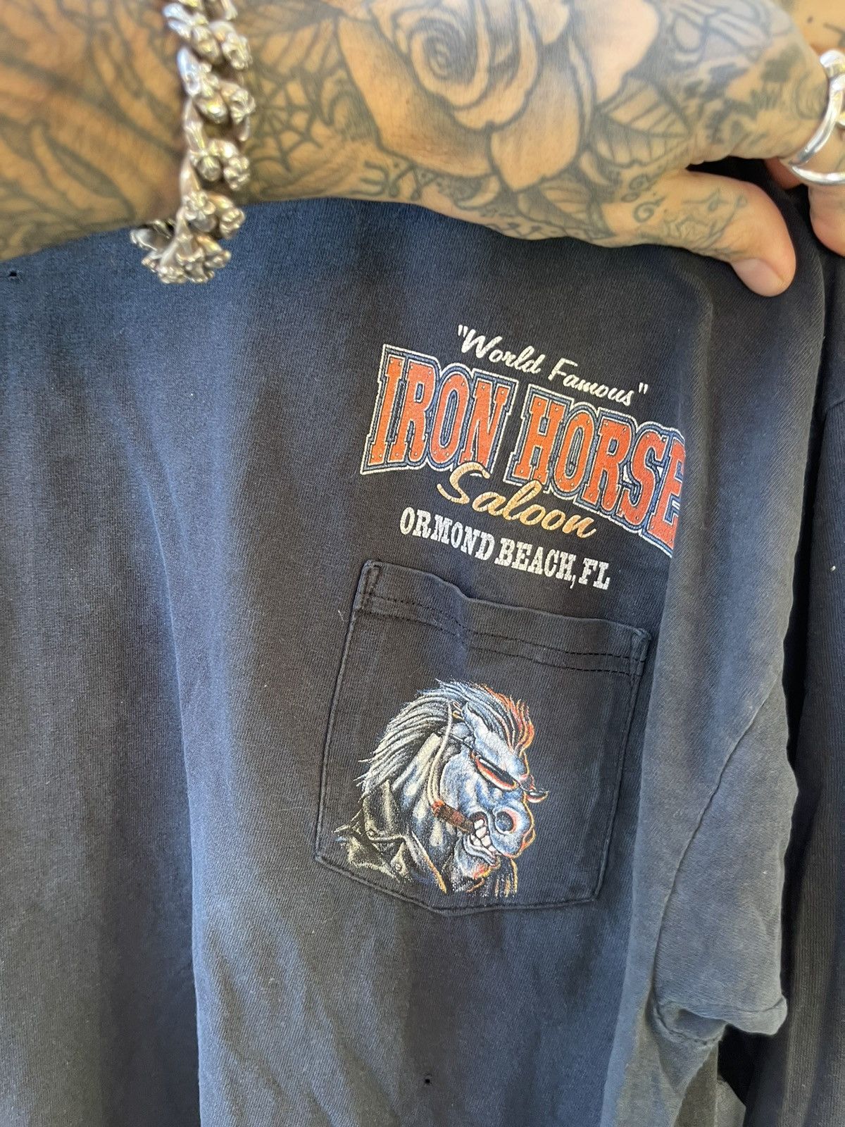 Vintage Vintage THRASHED BIKE WEEK IRON HORSES LONG SHIRT Size US XL / EU 56 / 4 - 5 Thumbnail