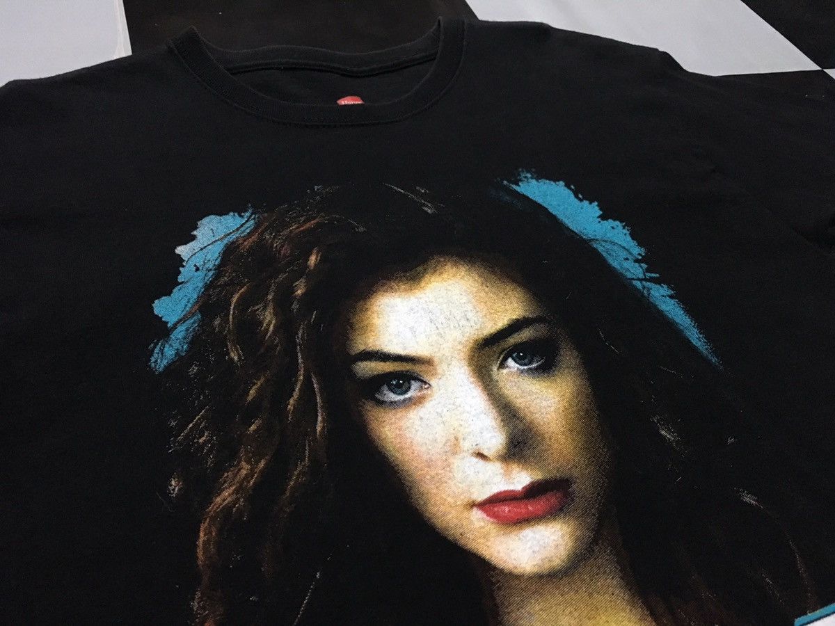 Band Tees Lorde Shirt Pure Heroine Tour With Lo-Fang Art pop indie Size US M / EU 48-50 / 2 - 5 Thumbnail