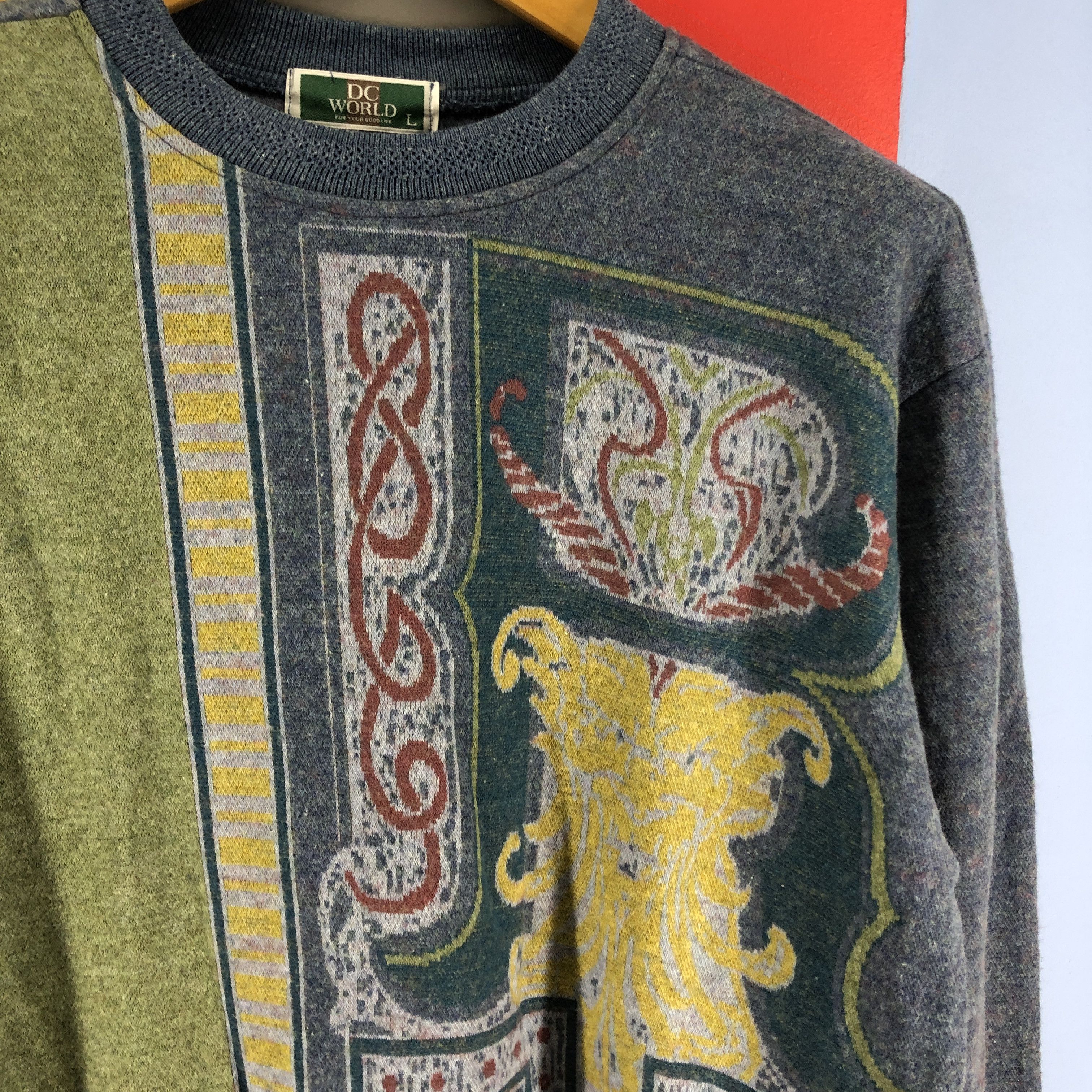 DC DC WORLD Art Design Crew Neck Sweatshirt #0802/Y Size US M / EU 48-50 / 2 - 3 Thumbnail