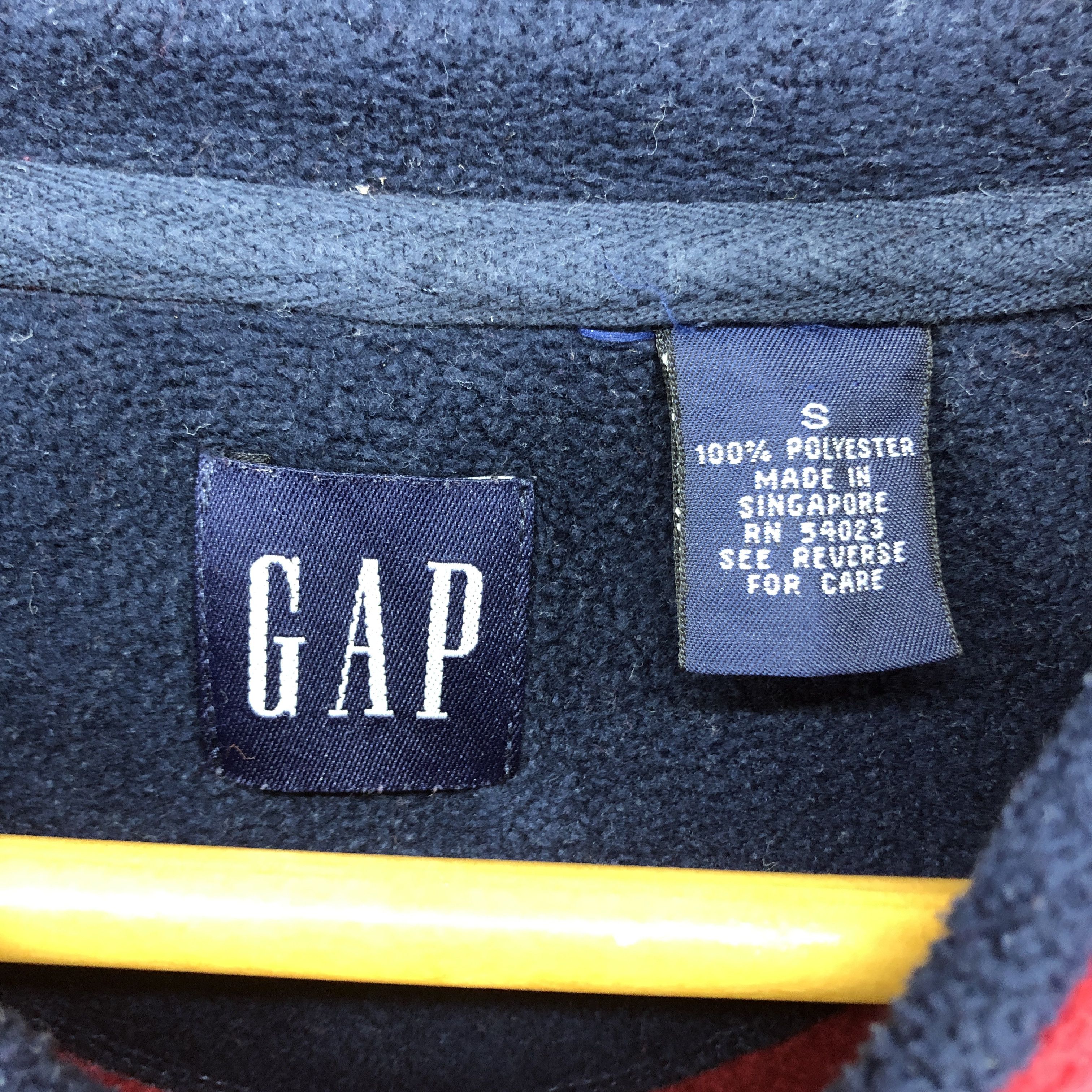 Gap GAP V Neck Fleece Jumper #2798-102 Size US S / EU 44-46 / 1 - 5 Thumbnail