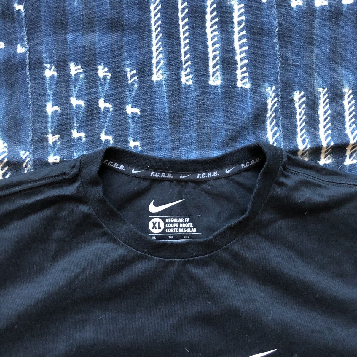 Fragment Design × Nike Sophnet. F.C.R.B x Nike Archive Logo Tee Size US XL / EU 56 / 4 - 2 Thumbnail