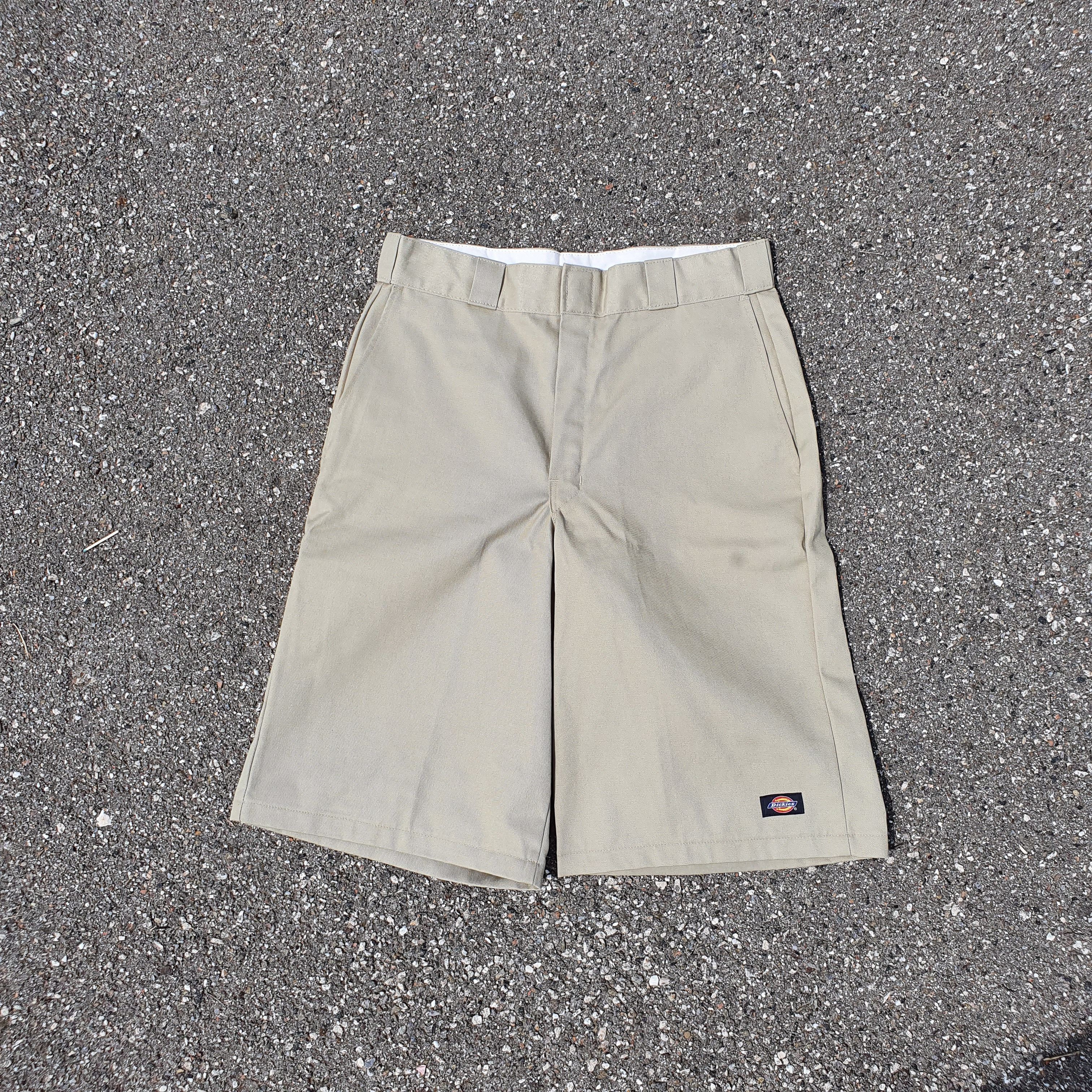 Dickies × Vintage Dickies Loose Fit Utility Pocket Work Shorts like Travis Size US 31 - 1 Thumbnail