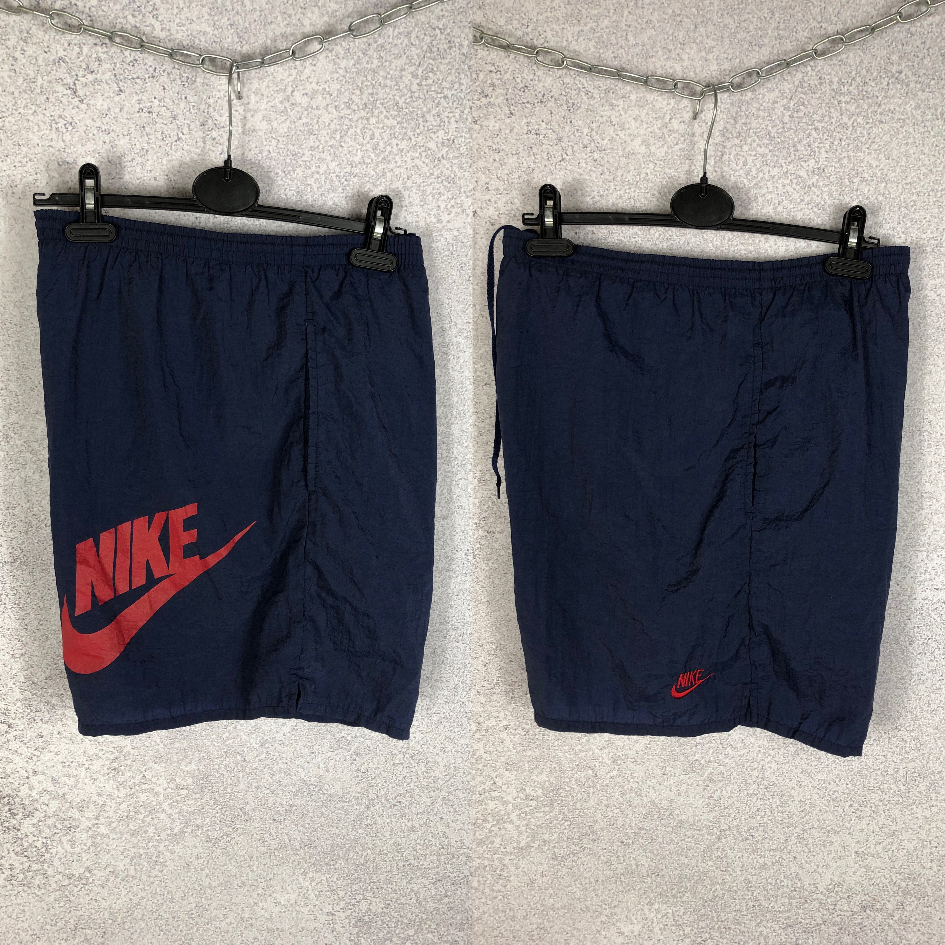 Vintage Vintage Nike 80s Big Swoosh Nylon Shorts Size US 34 / EU 50 - 1 Thumbnail
